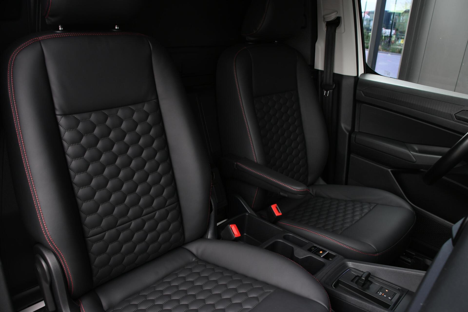 Foto van Volkswagen Caddy Cargo Maxi