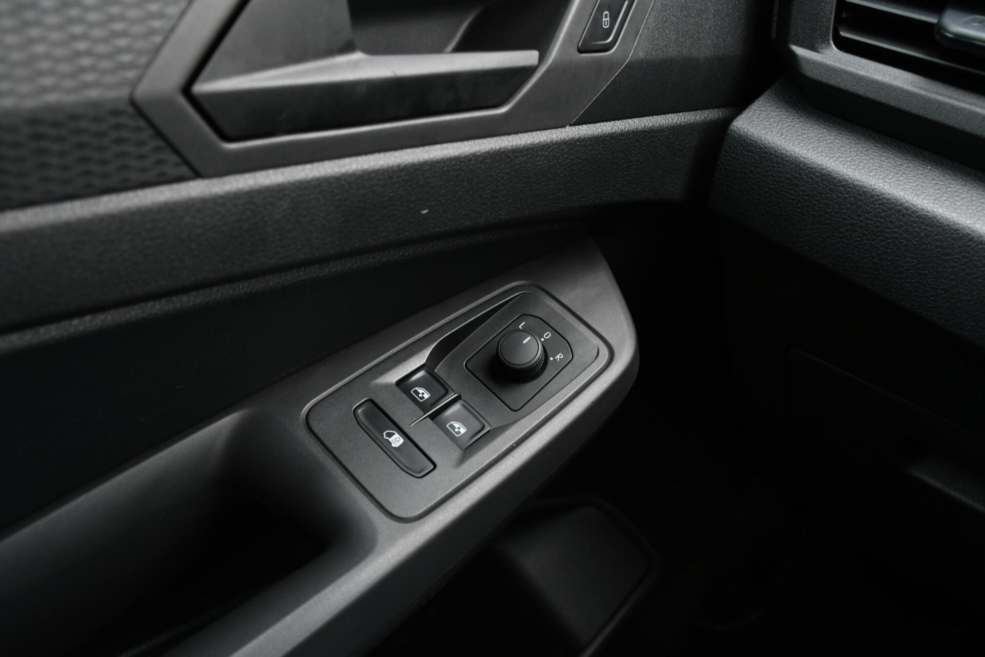 Foto van Volkswagen Caddy Cargo Maxi