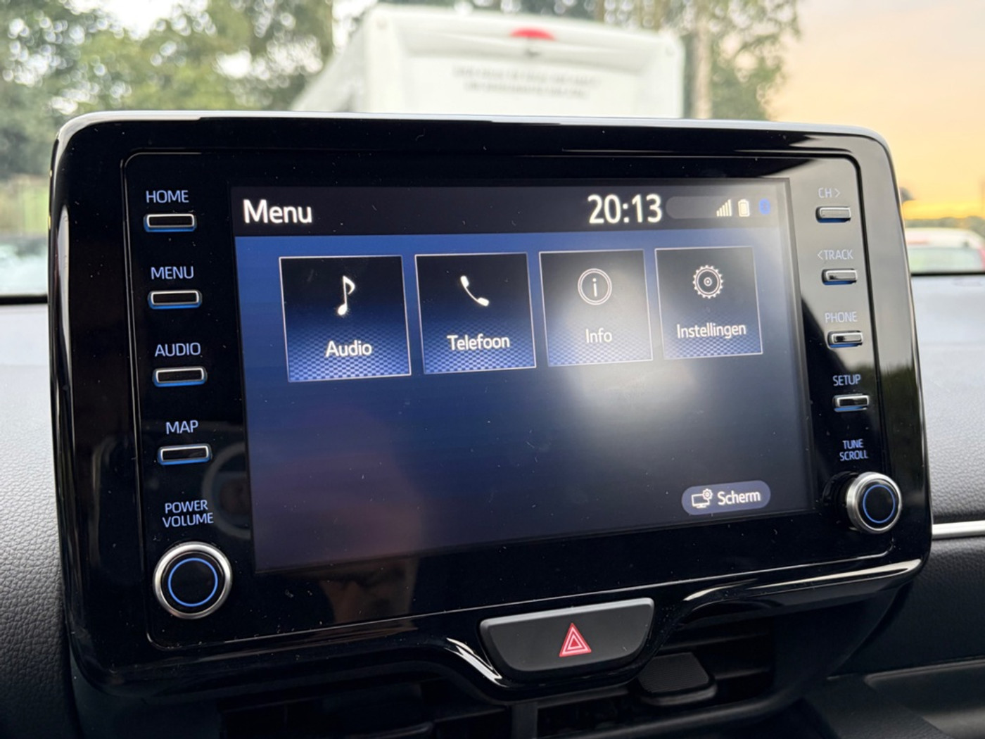 Foto van Mazda Mazda2 Hybrid