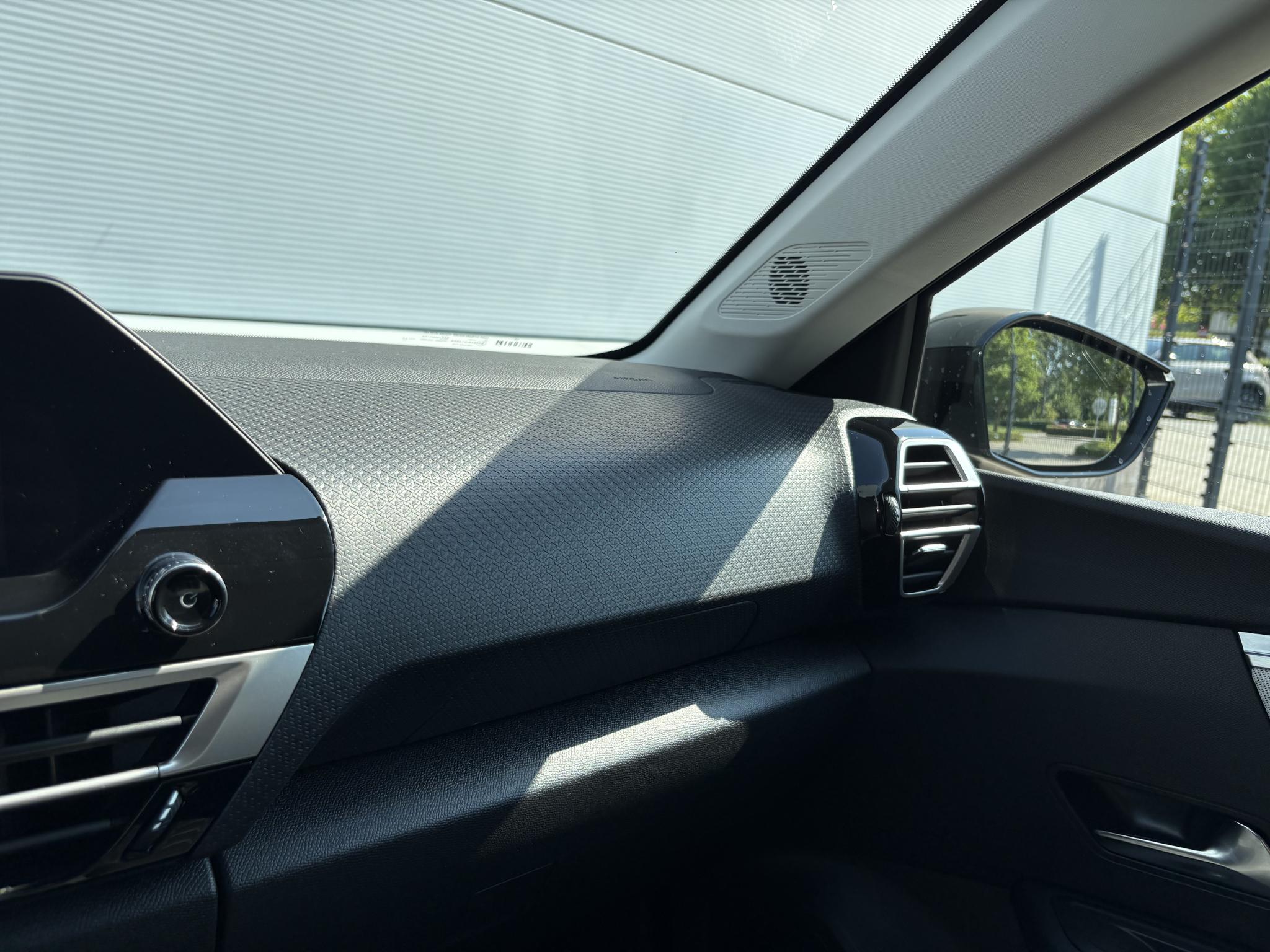 Foto van Citroen C4 X
