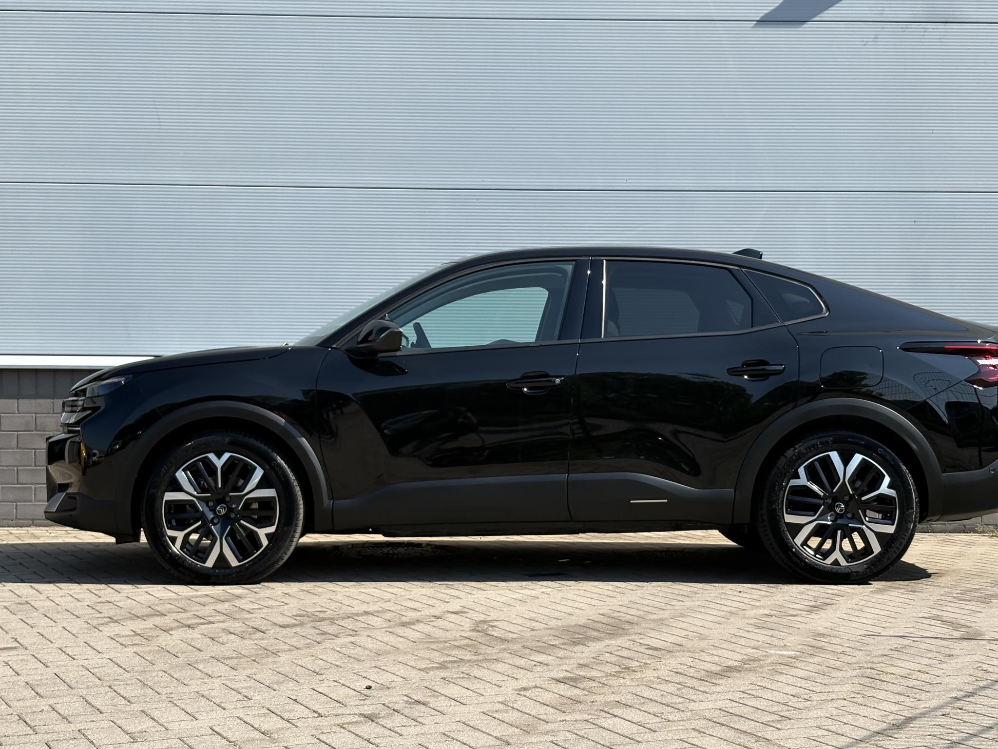 Foto van Citroen C4 X