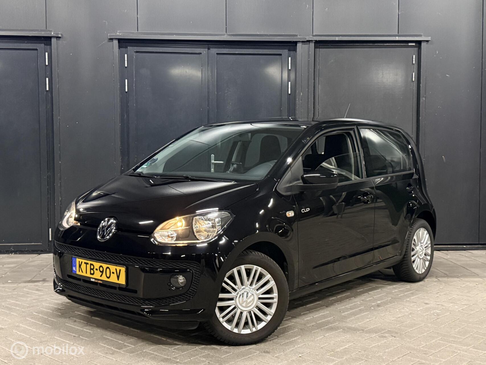 Volkswagen Up 1.0 cup up! 75pk BlueMotion stoelverwarming 2015 - voorkant
