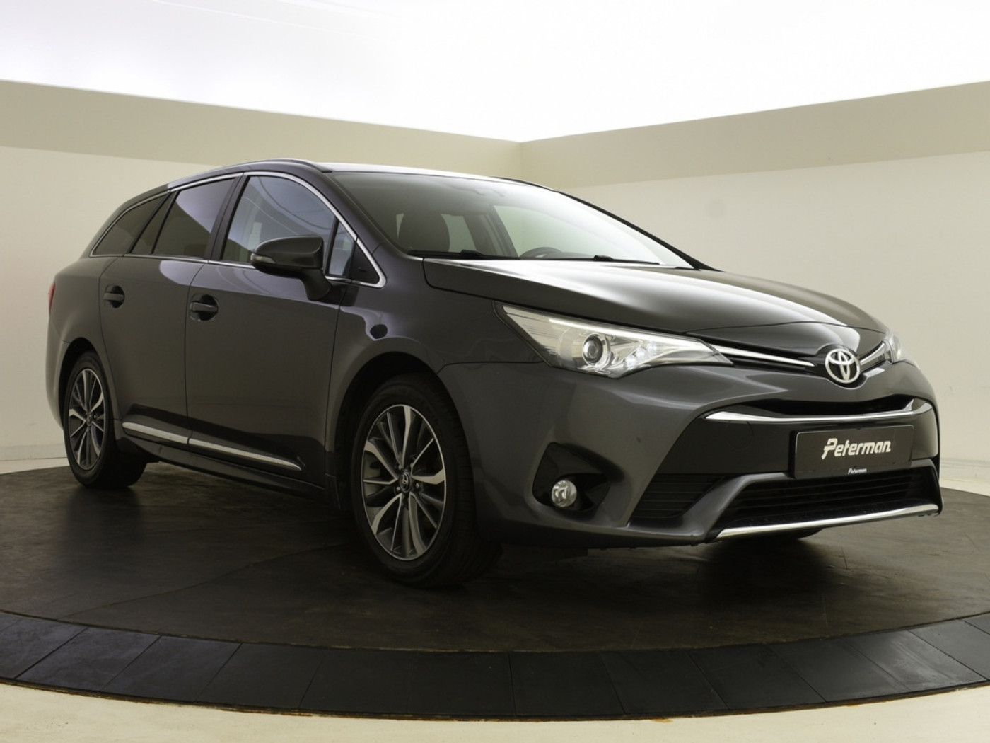 Foto van Toyota Toyota Avensis