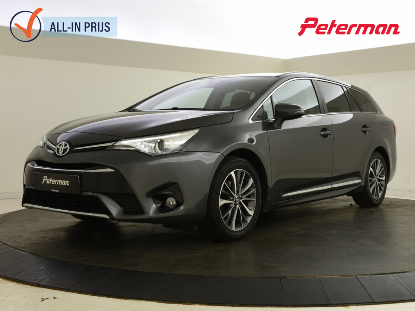 Toyota Toyota Avensis 1.8 VVT-i Sol Edition | Trekhaak | Stoelverw. | Cruisecontrol | 2017 - voorkant