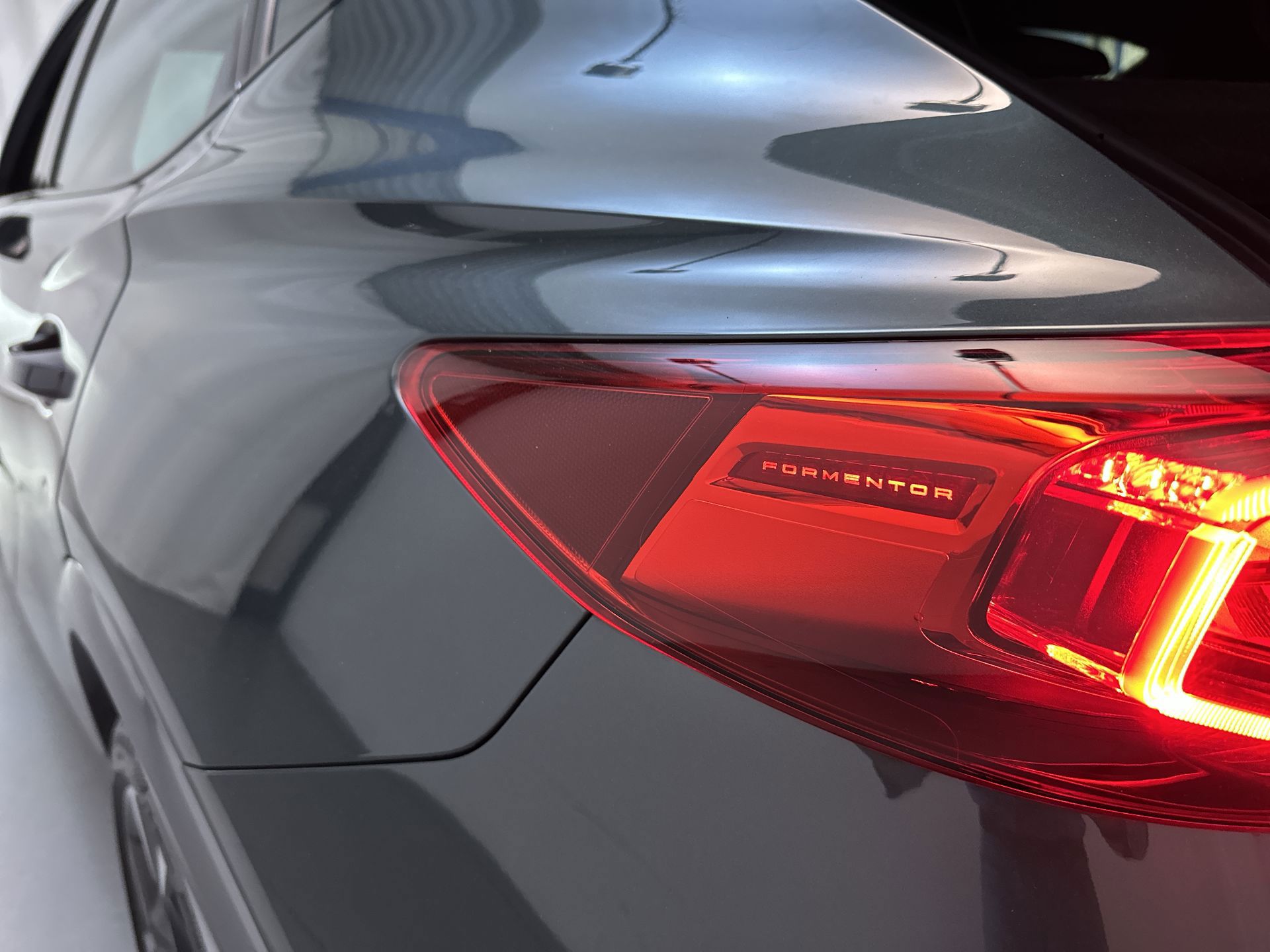 Foto van Cupra Formentor VZ E-hybrid