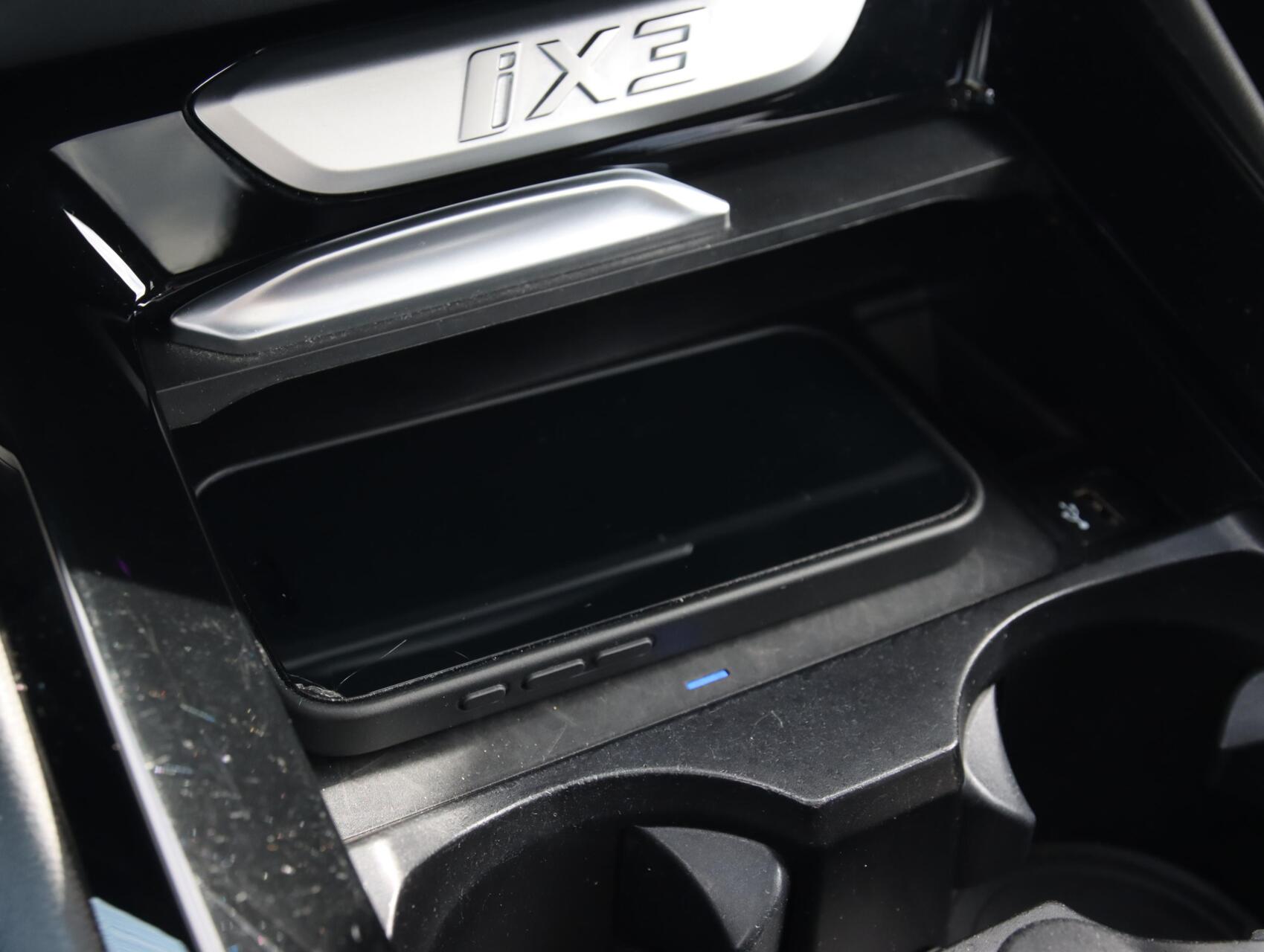 Foto van BMW Ix3