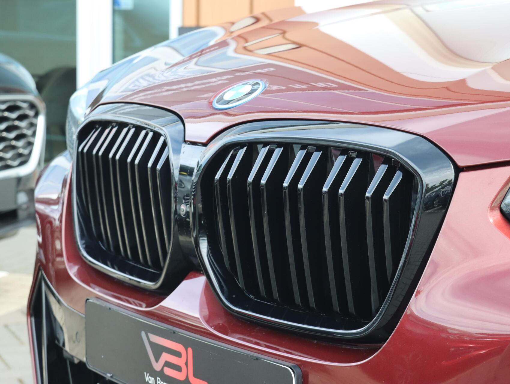 Foto van BMW Ix3