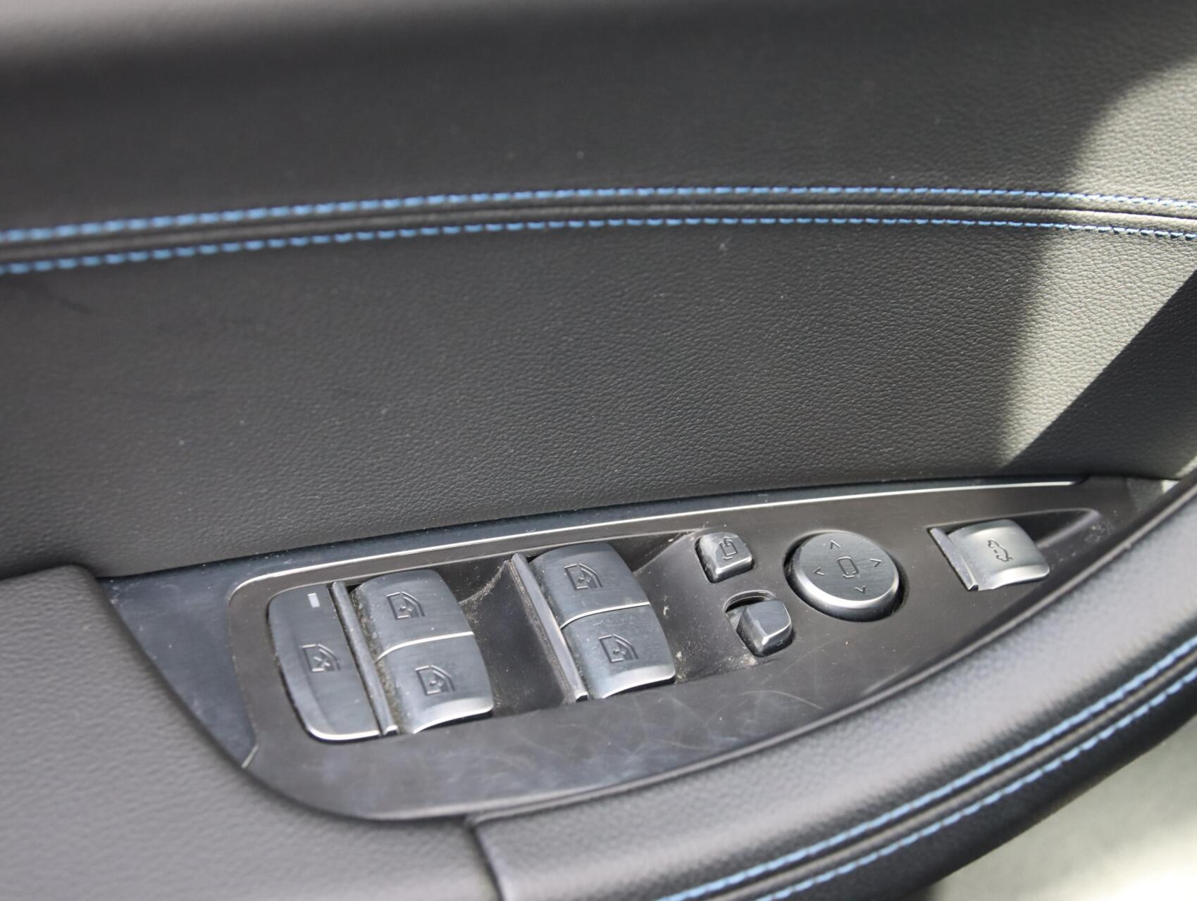 Foto van BMW Ix3