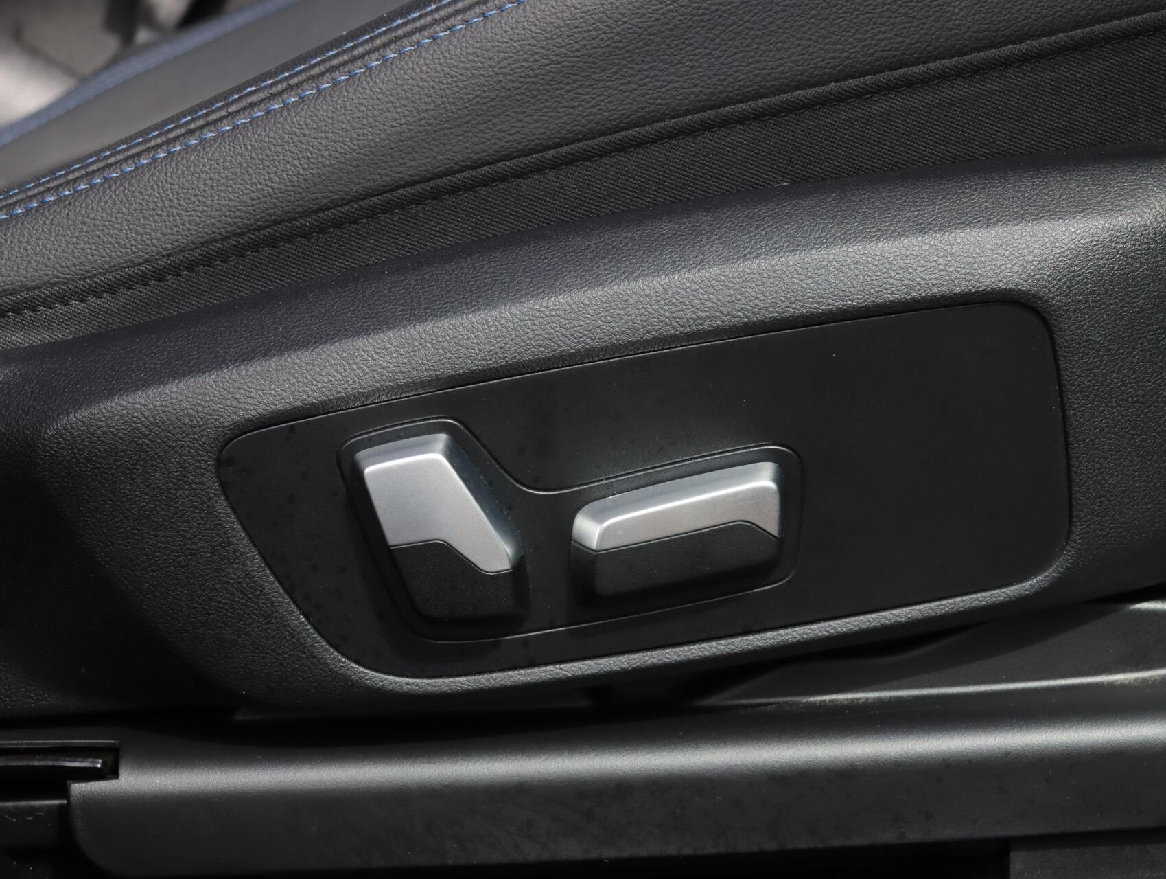 Foto van BMW Ix3