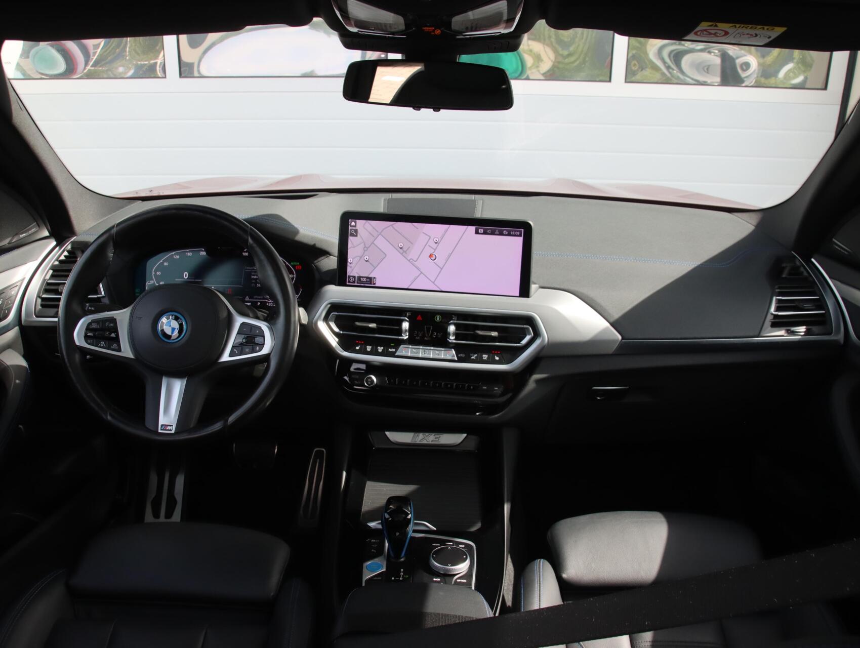 Foto van BMW Ix3