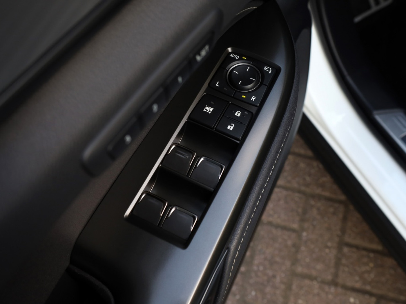 Foto van Lexus NX
