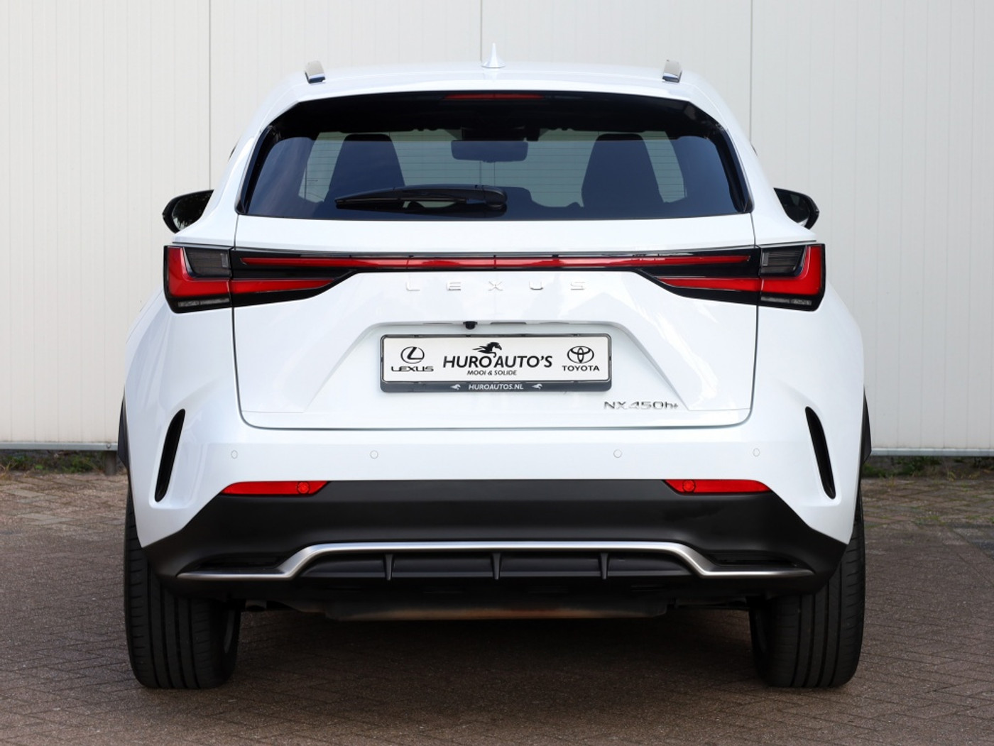 Foto van Lexus NX