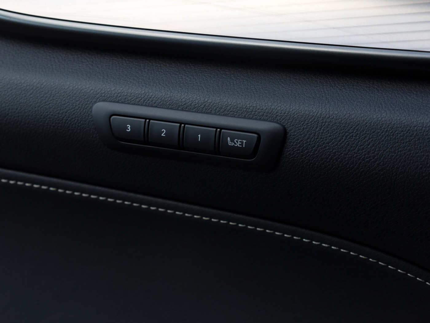 Foto van Lexus NX