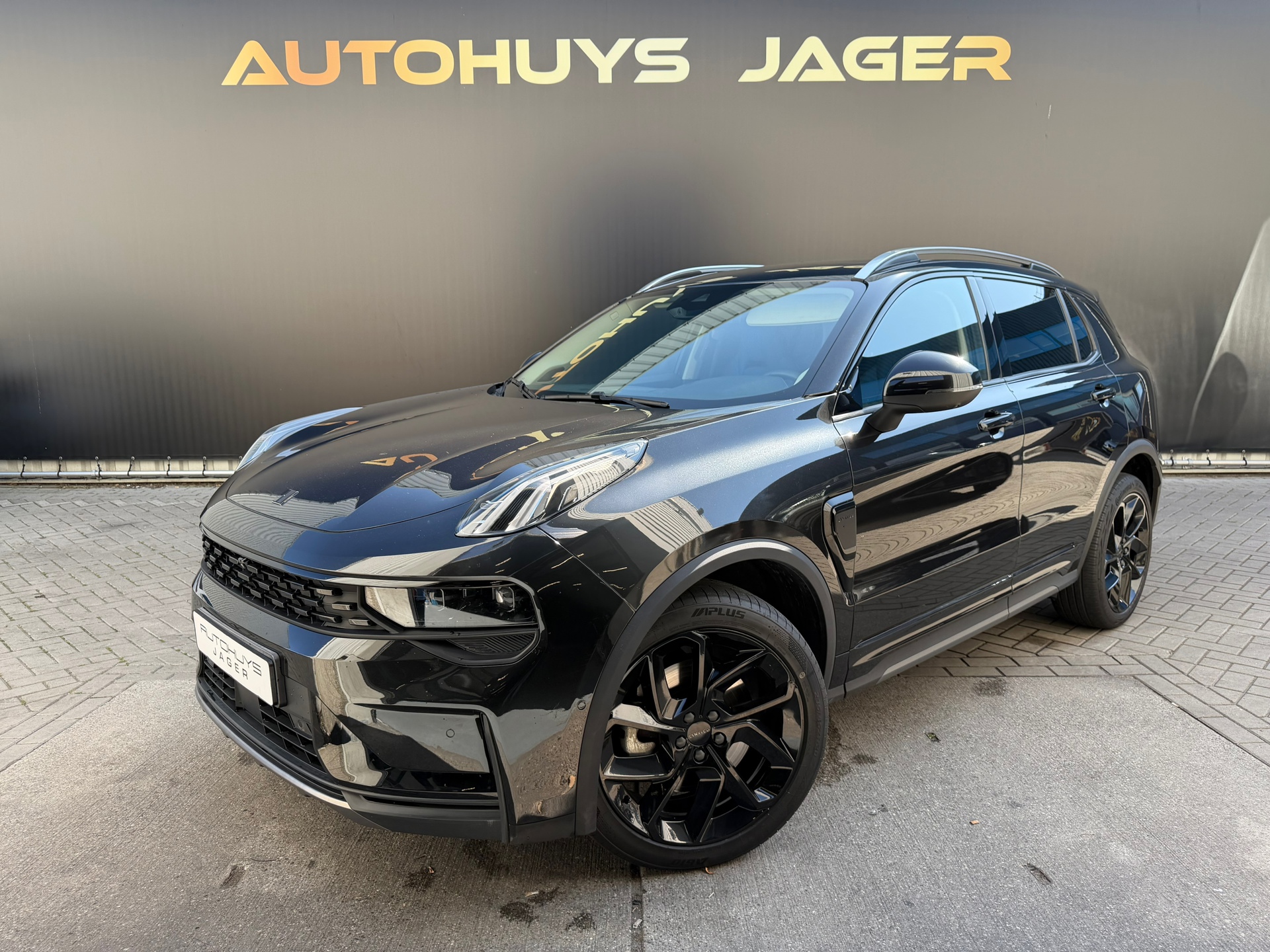 LYNK & Co 01 1.5 Pano 360 Memory Carplay Hybride Automaat 2023 - voorkant