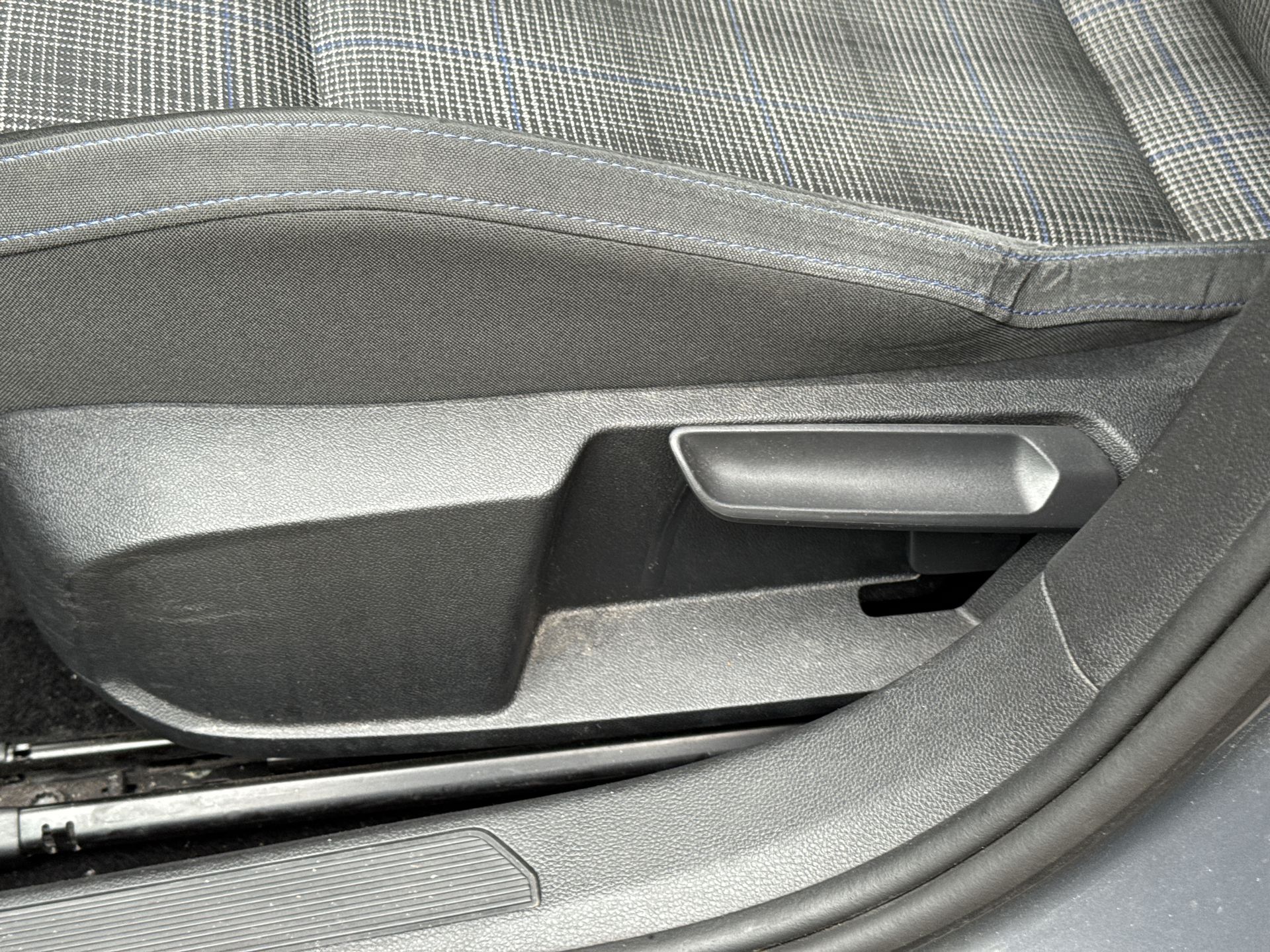 Foto van Volkswagen Golf GTE