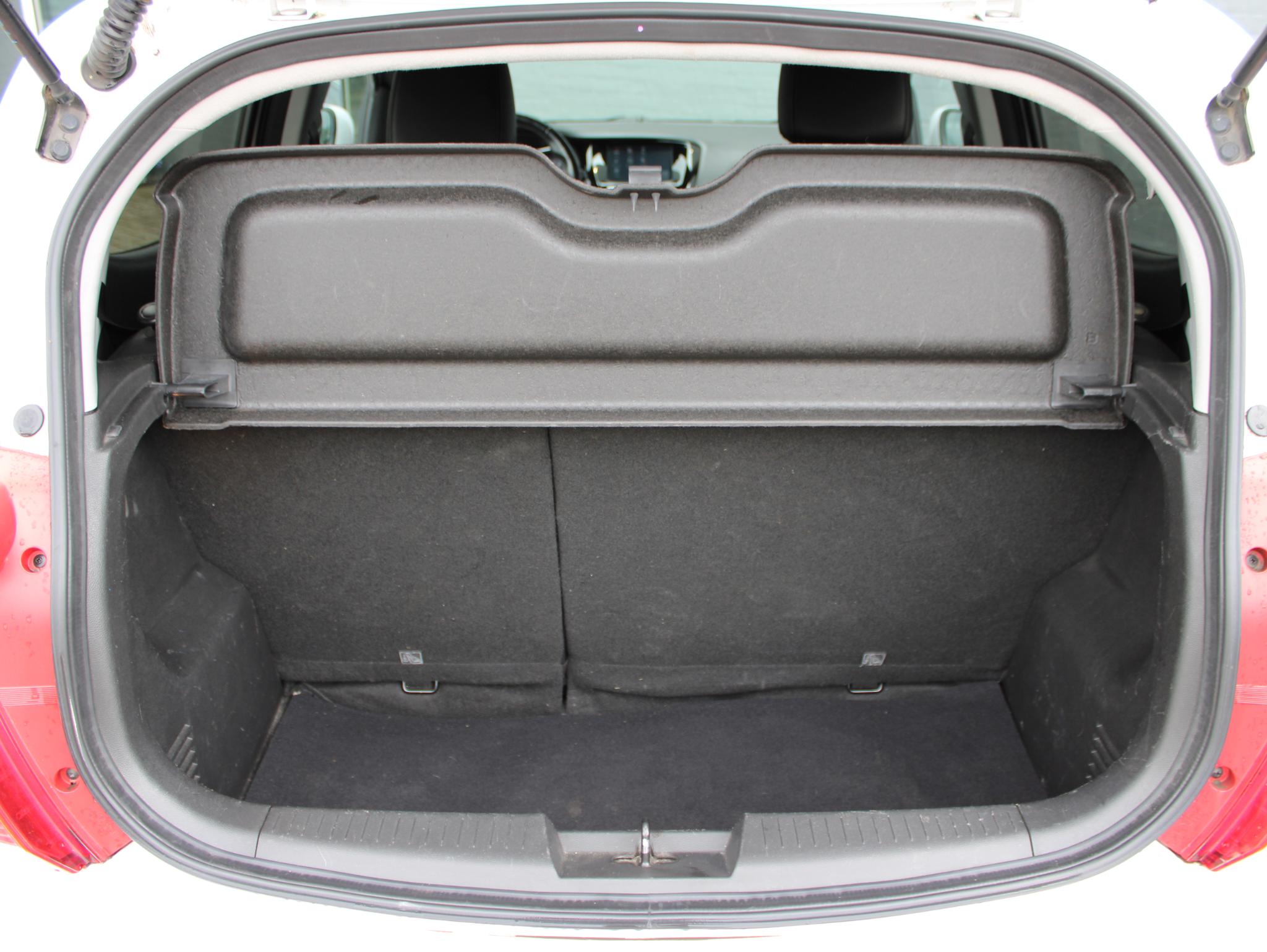 Foto van Opel Karl / Viva