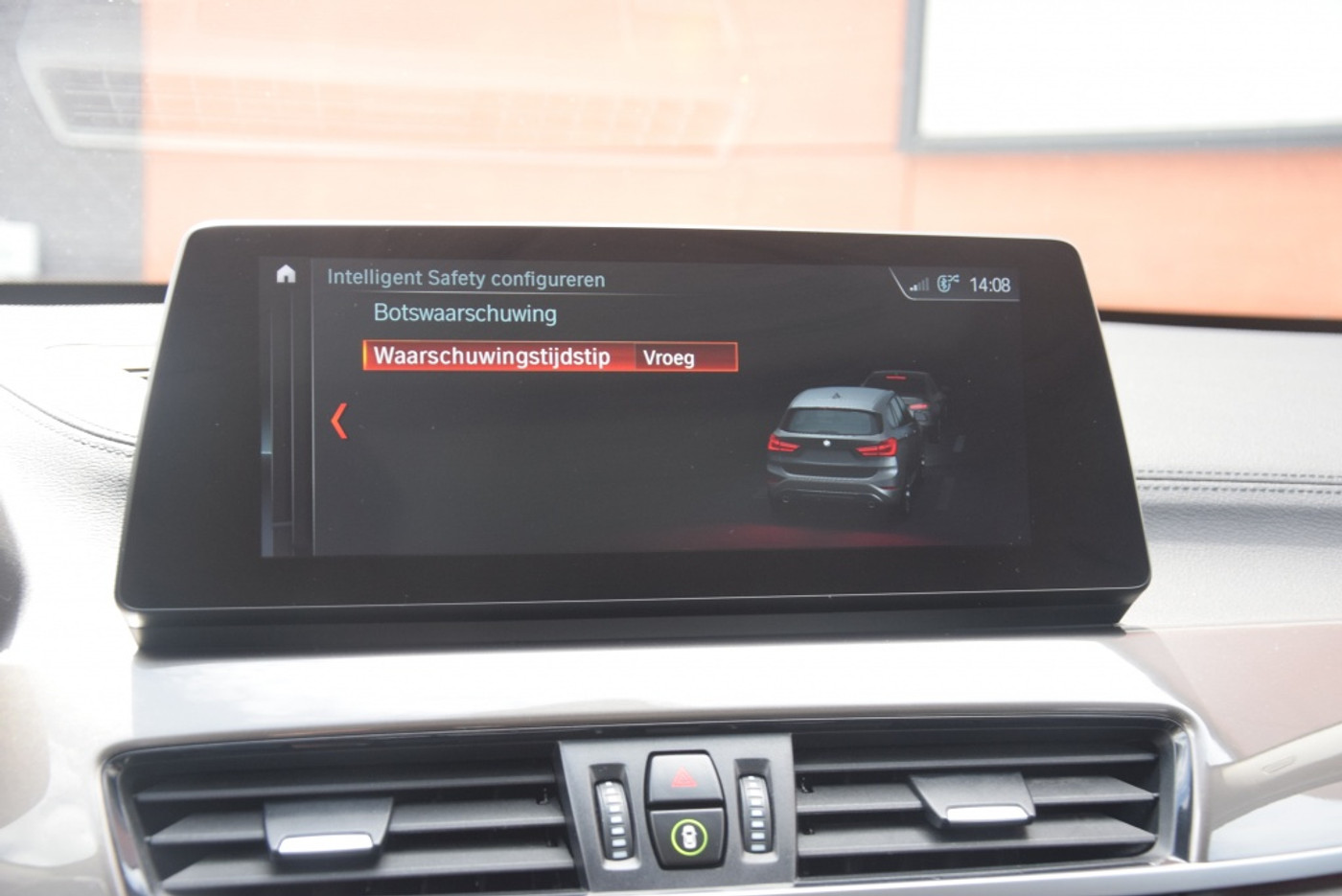 Foto van BMW X1 Sdrive20i