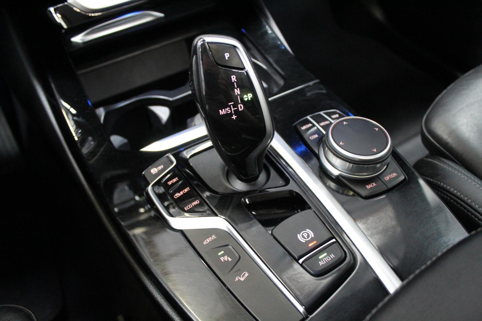 Foto van BMW X3 Xdrive30e