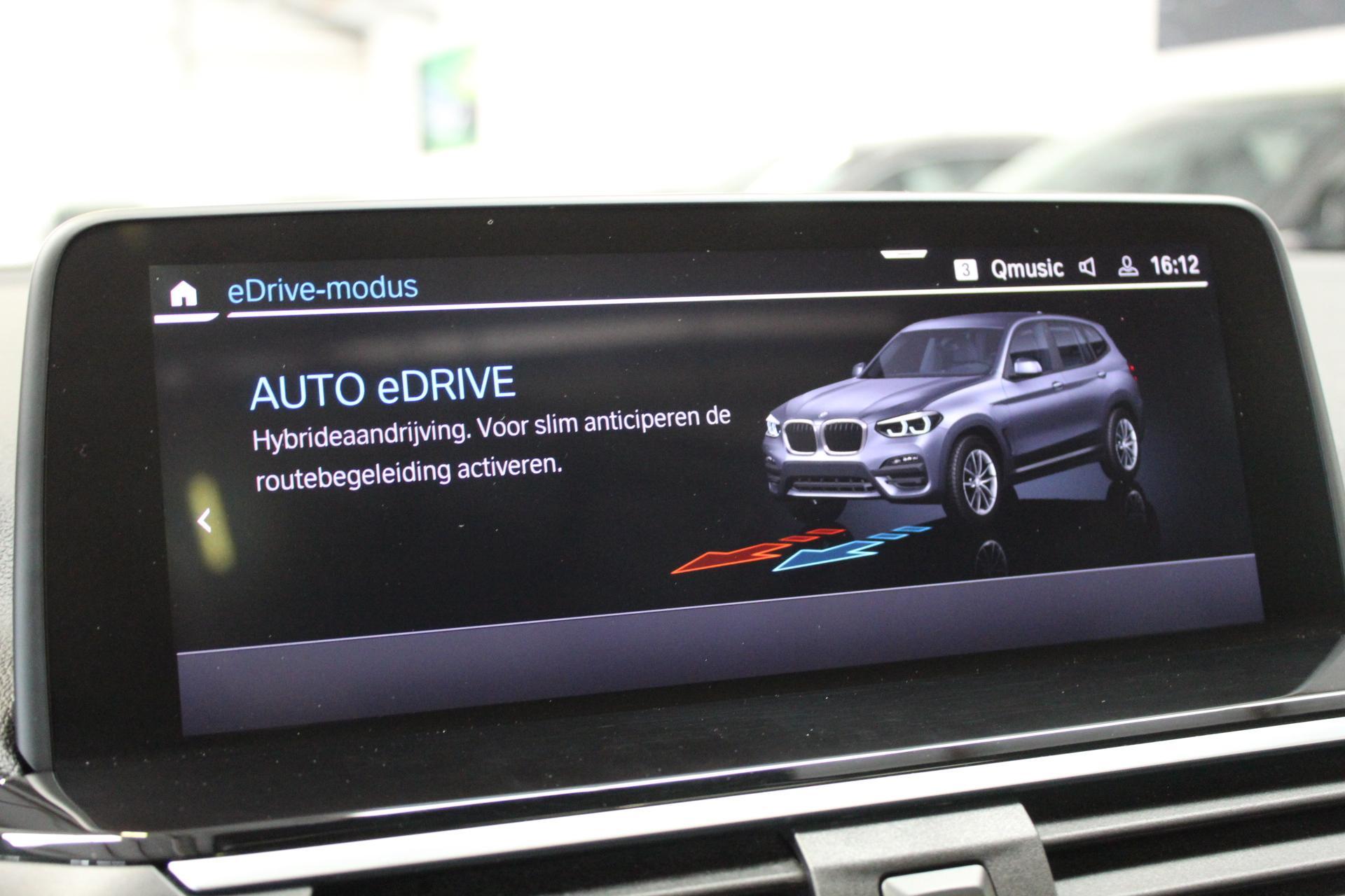 Foto van BMW X3 Xdrive30e