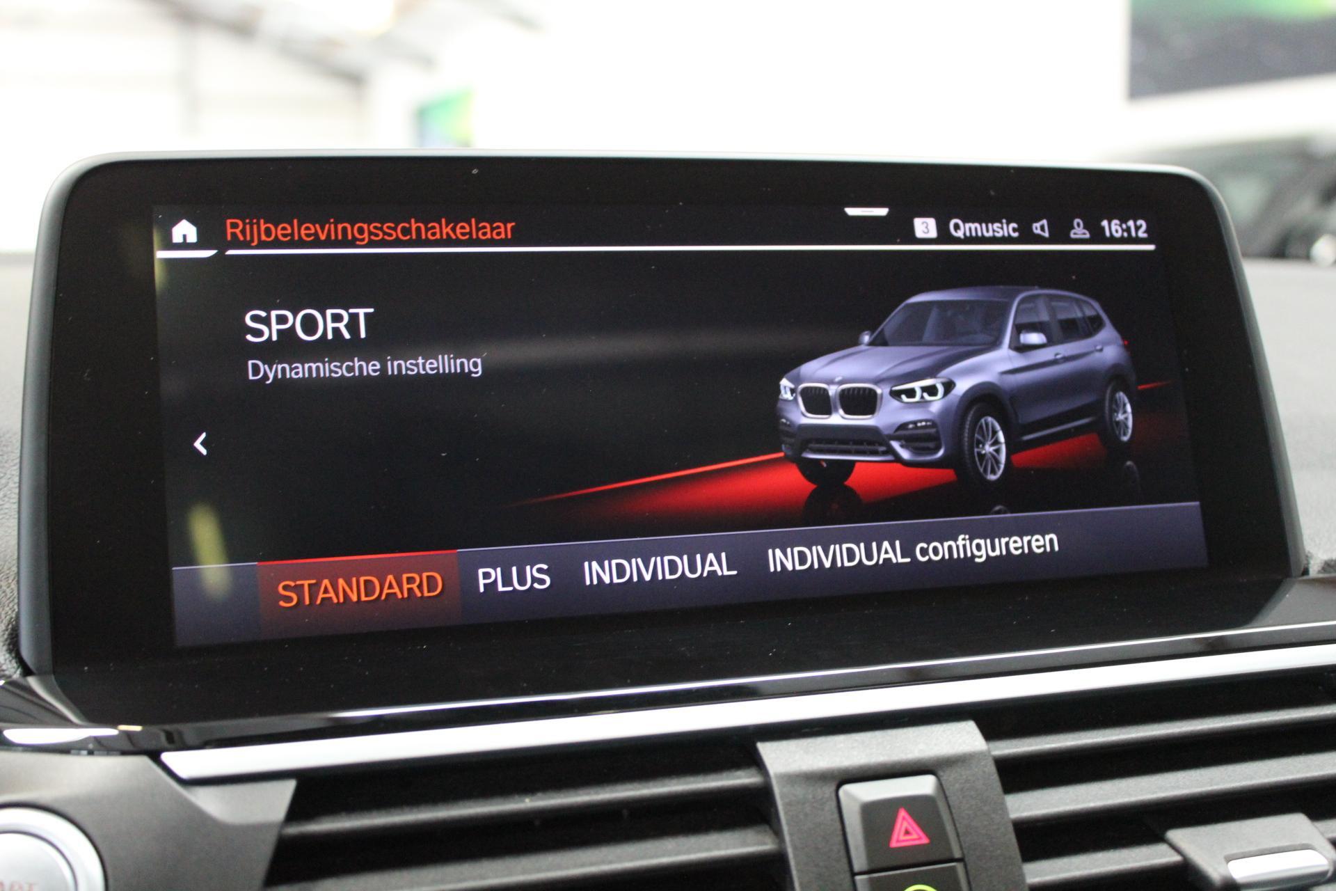Foto van BMW X3 Xdrive30e