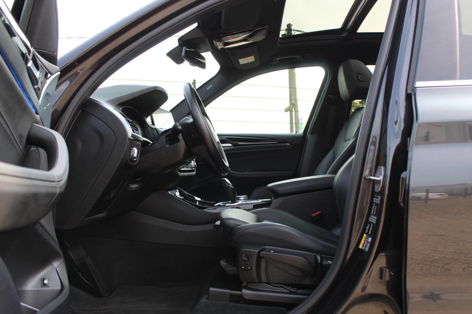 Foto van BMW X3 Xdrive30e