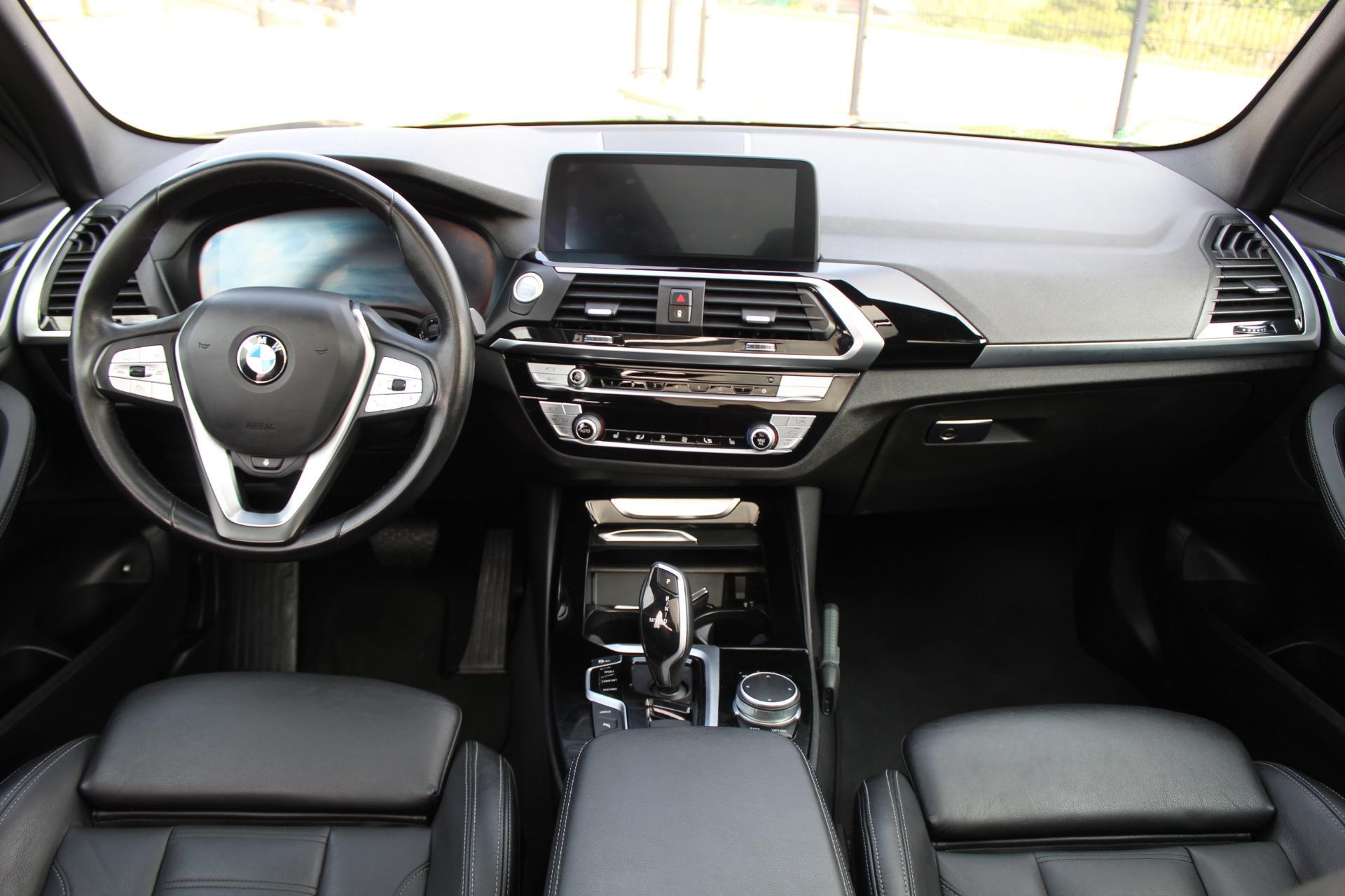 Foto van BMW X3 Xdrive30e
