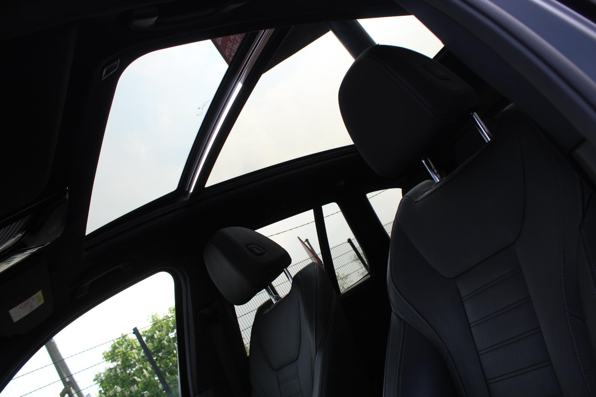 Foto van BMW X3 Xdrive30e
