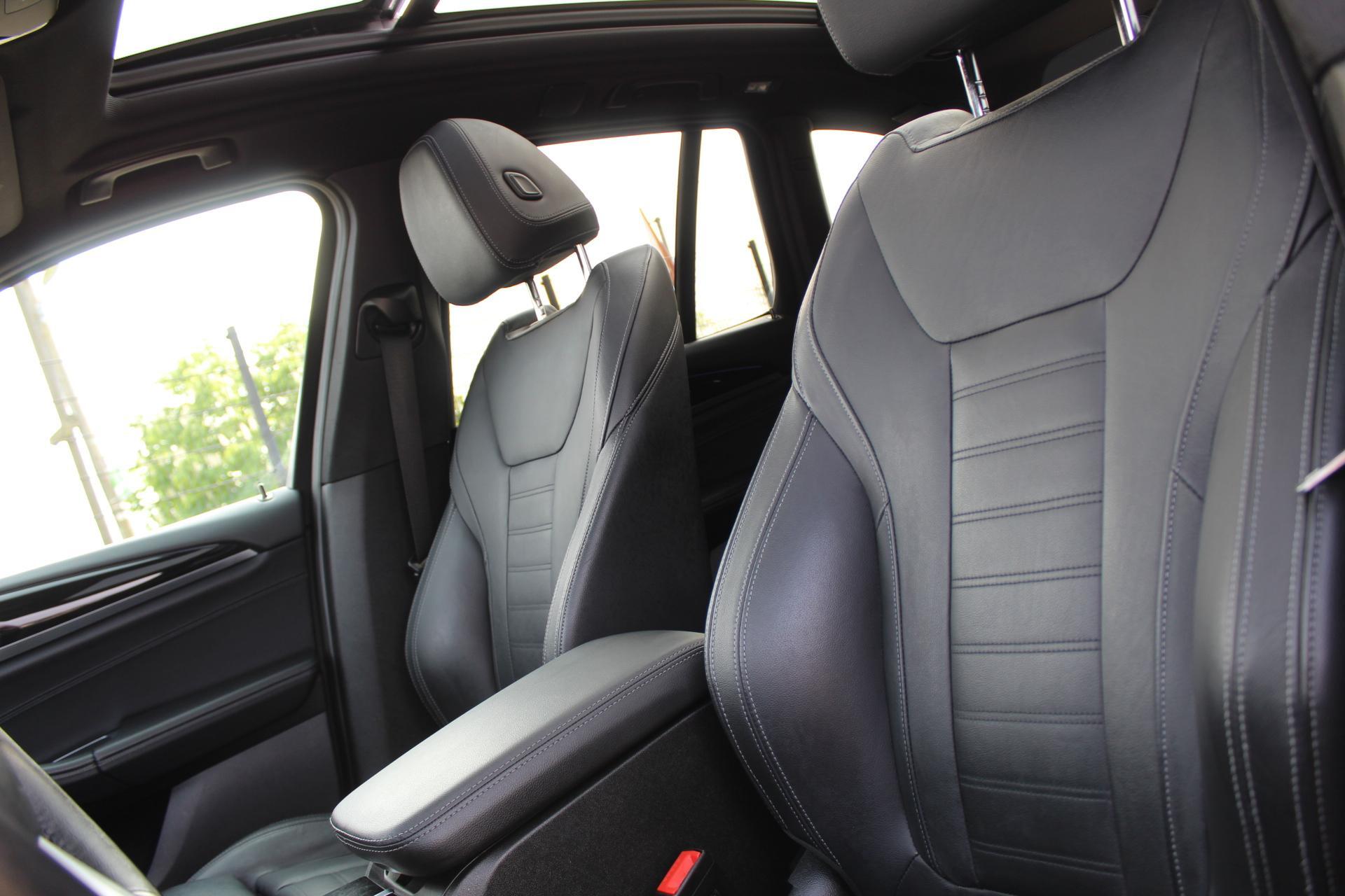 Foto van BMW X3 Xdrive30e