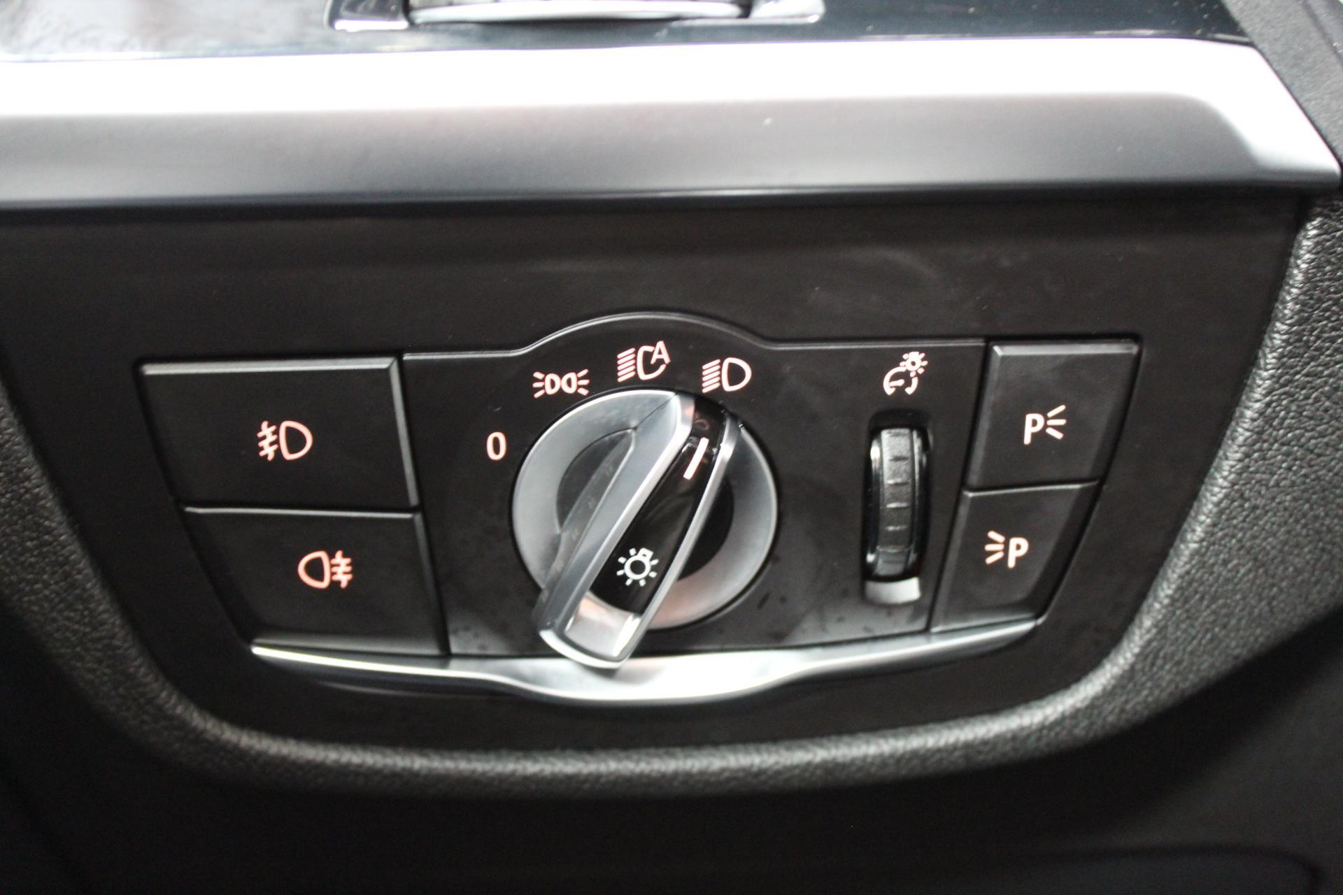 Foto van BMW X3 Xdrive30e