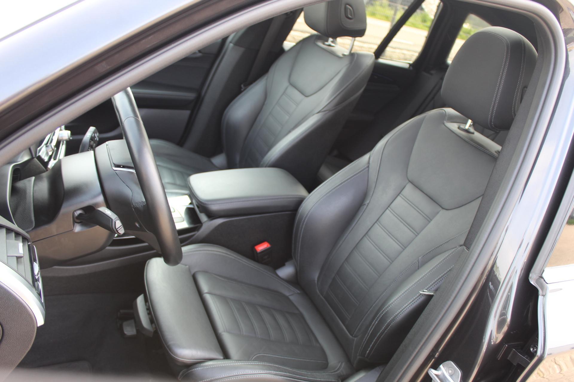 Foto van BMW X3 Xdrive30e