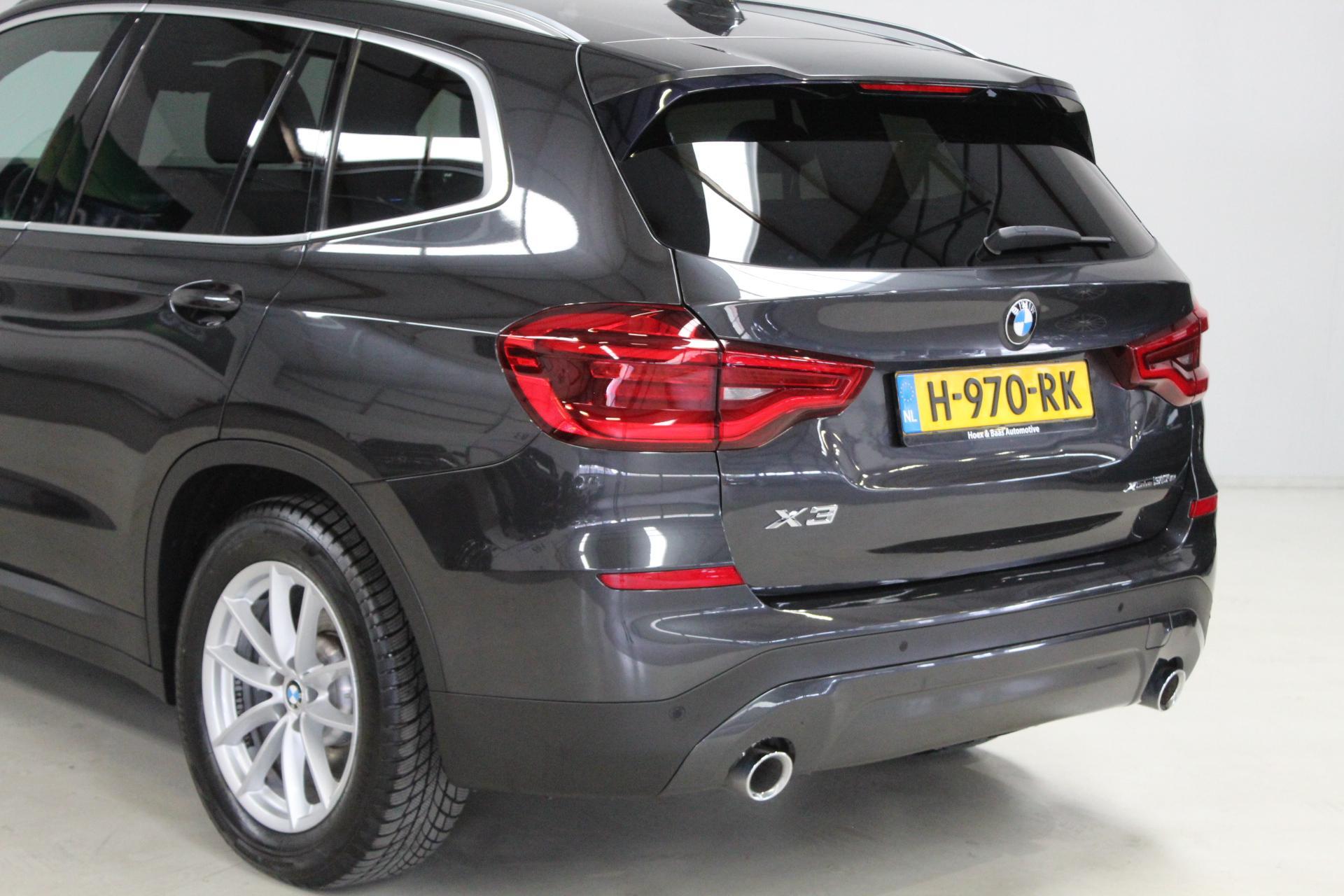 Foto van BMW X3 Xdrive30e