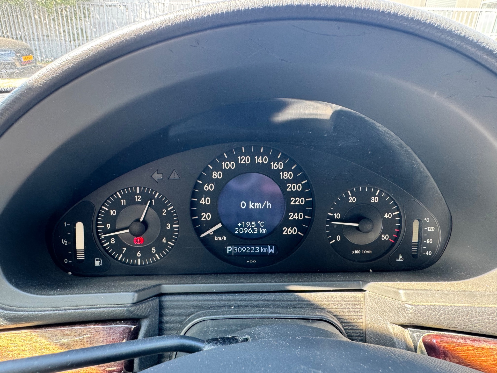 Foto van Mercedes-Benz E 200 CDI