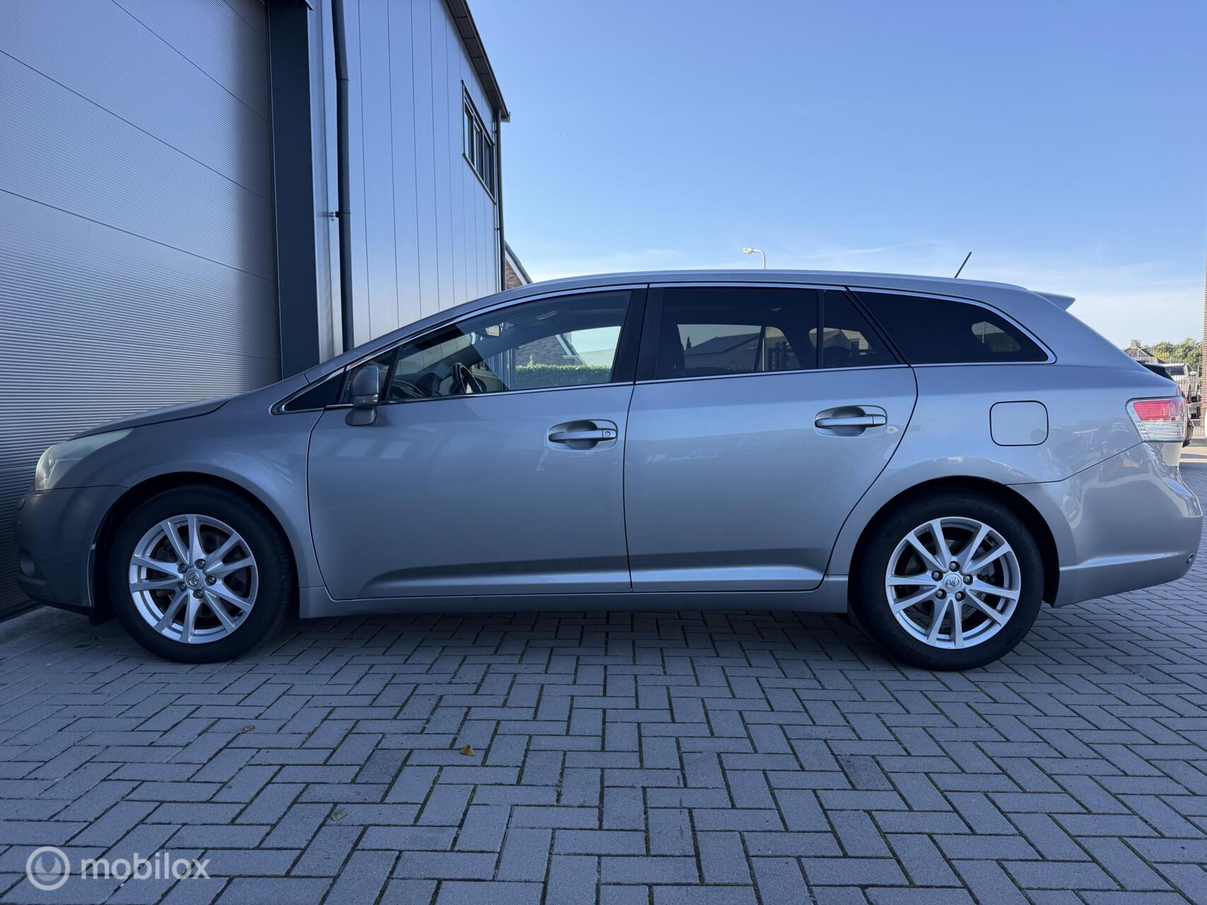 Foto van Toyota Toyota Avensis