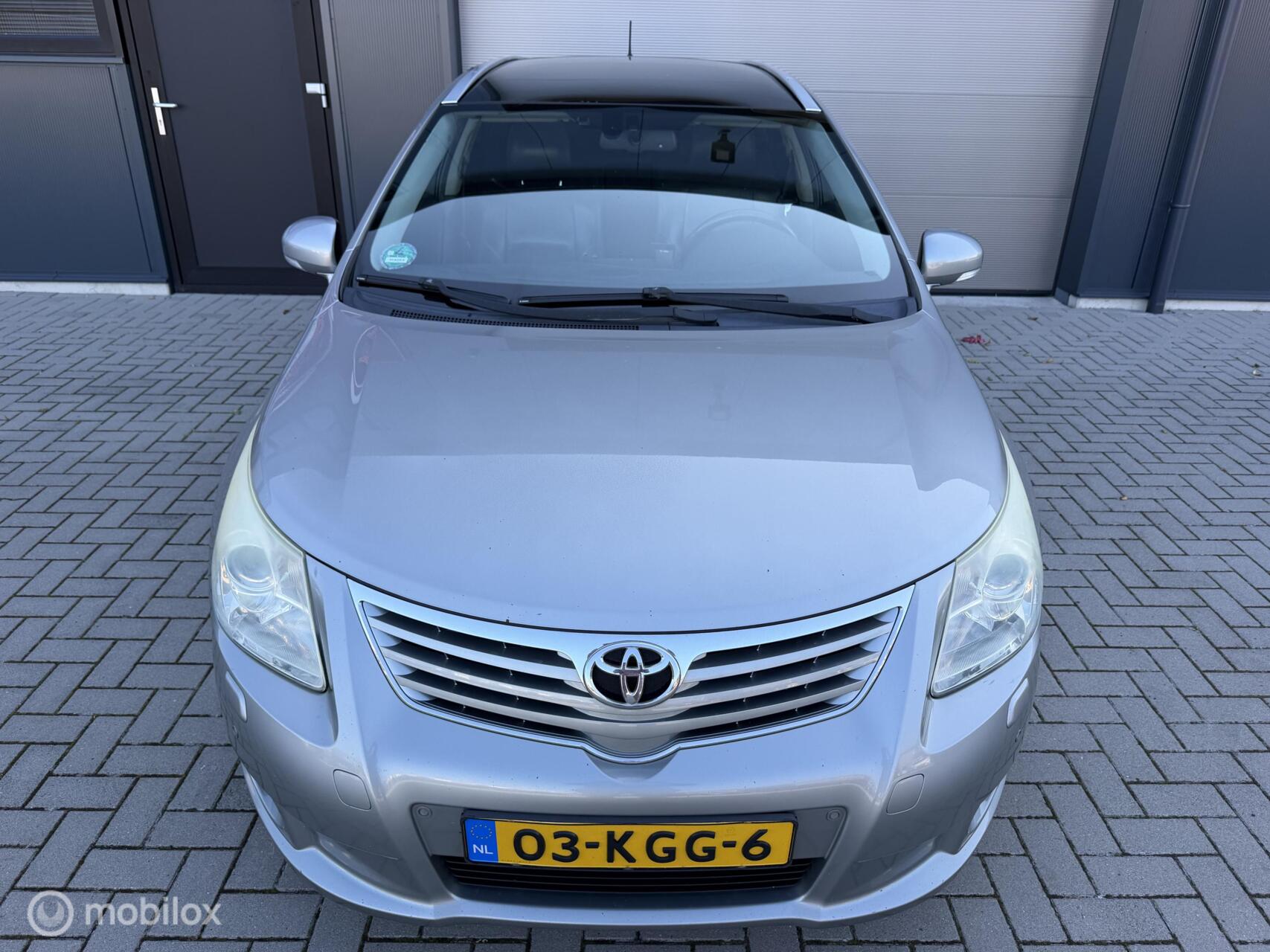 Foto van Toyota Toyota Avensis