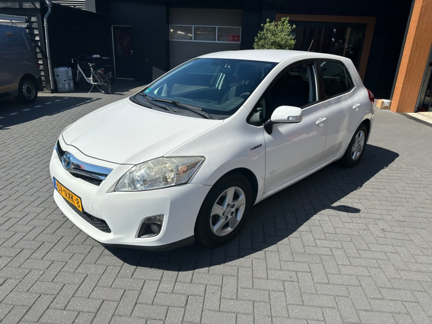 Toyota Toyota Auris 1.8 Full Hybrid APK3-2027 Clima 2011 2011 - voorkant