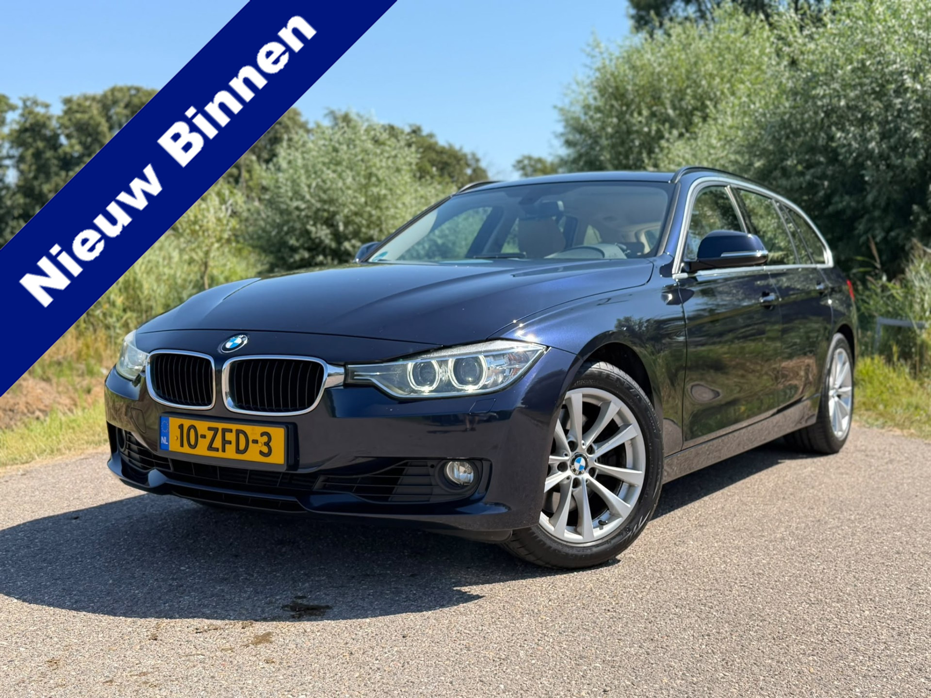 BMW 3er Reihe 328i Upgrade Edition / Automaat / Airco / Navi / Leder Interieur / Elektrische Achterklep / Volledig Onderhoud 2012 - voorkant