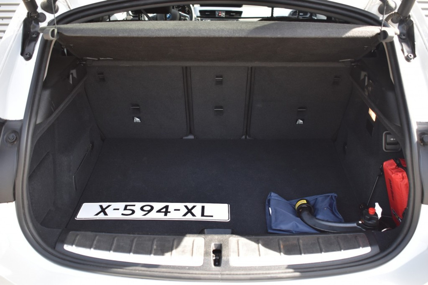 Foto van BMW X2 Xdrive25e