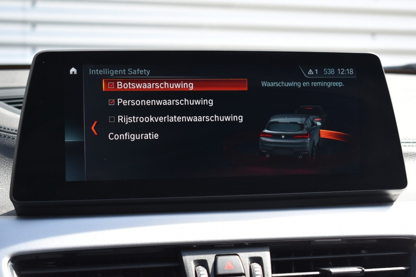 Foto van BMW X2 Xdrive25e