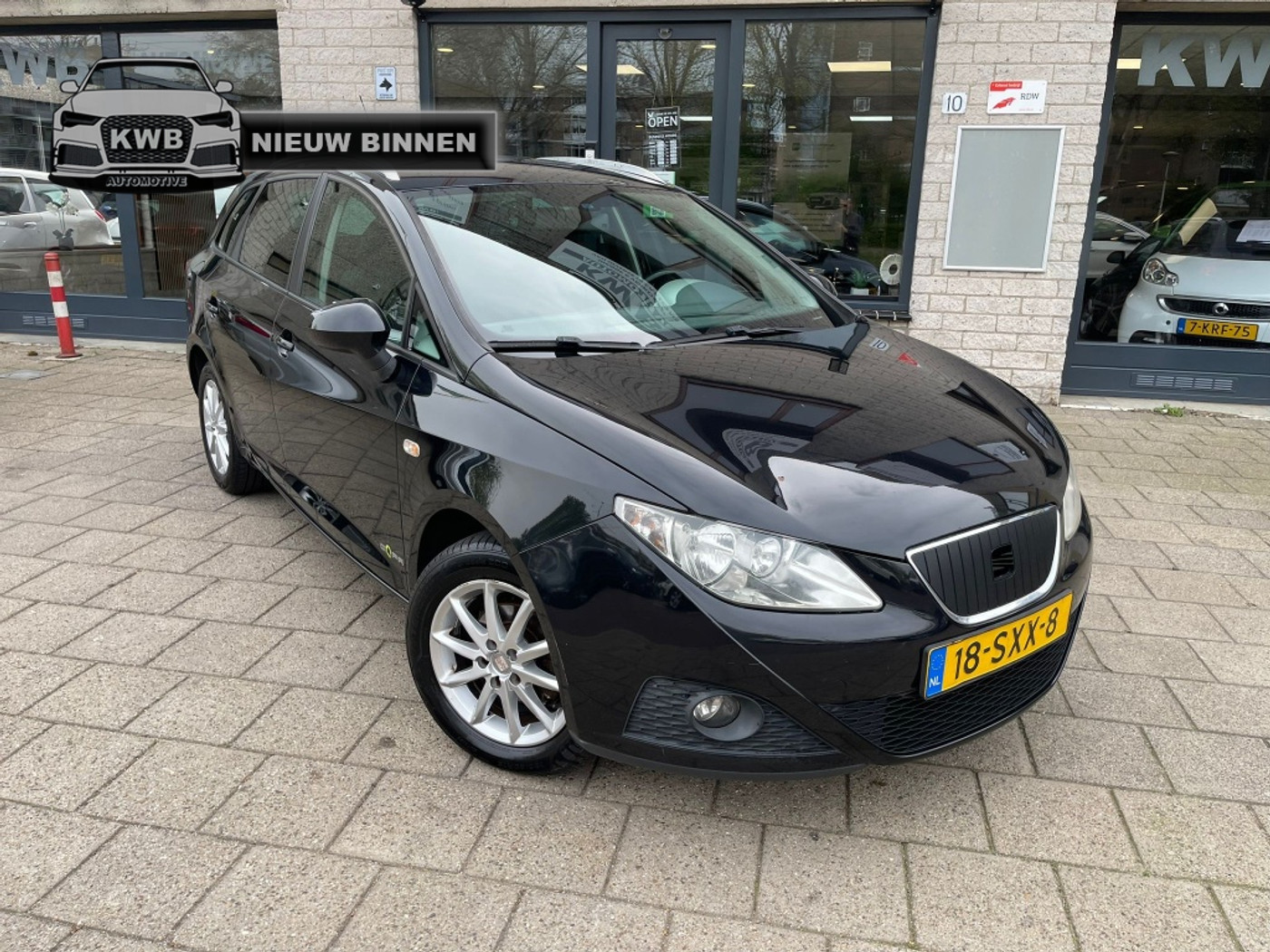 Seat Ibiza ST 1.2 TDI COPA Nieuwe apk Banden 2012 - voorkant