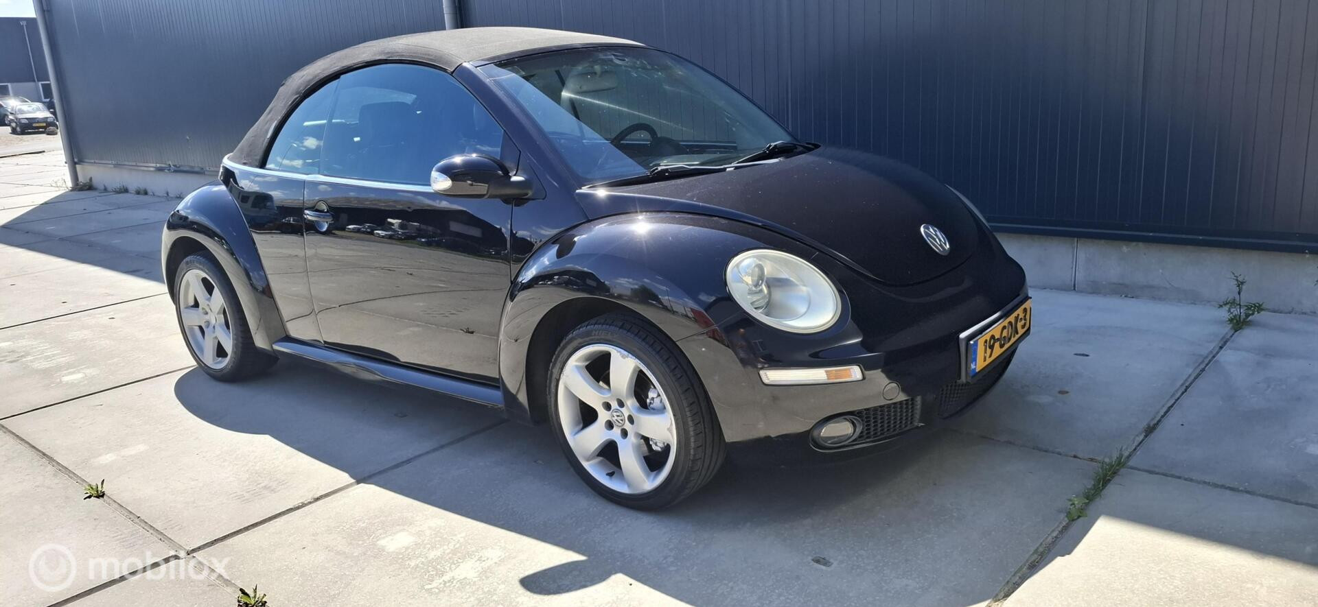 Foto van Volkswagen New Beetle Cabriolet