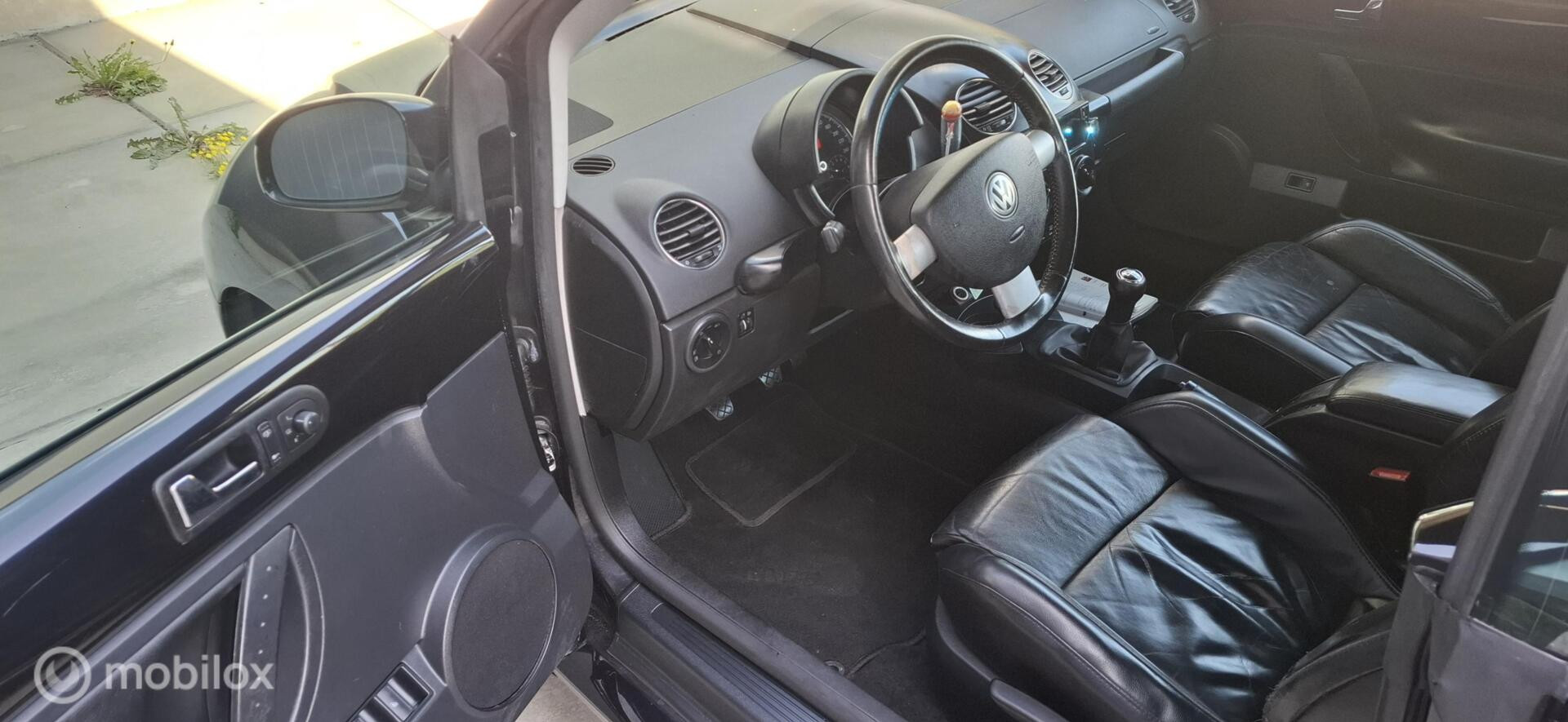 Foto van Volkswagen New Beetle Cabriolet
