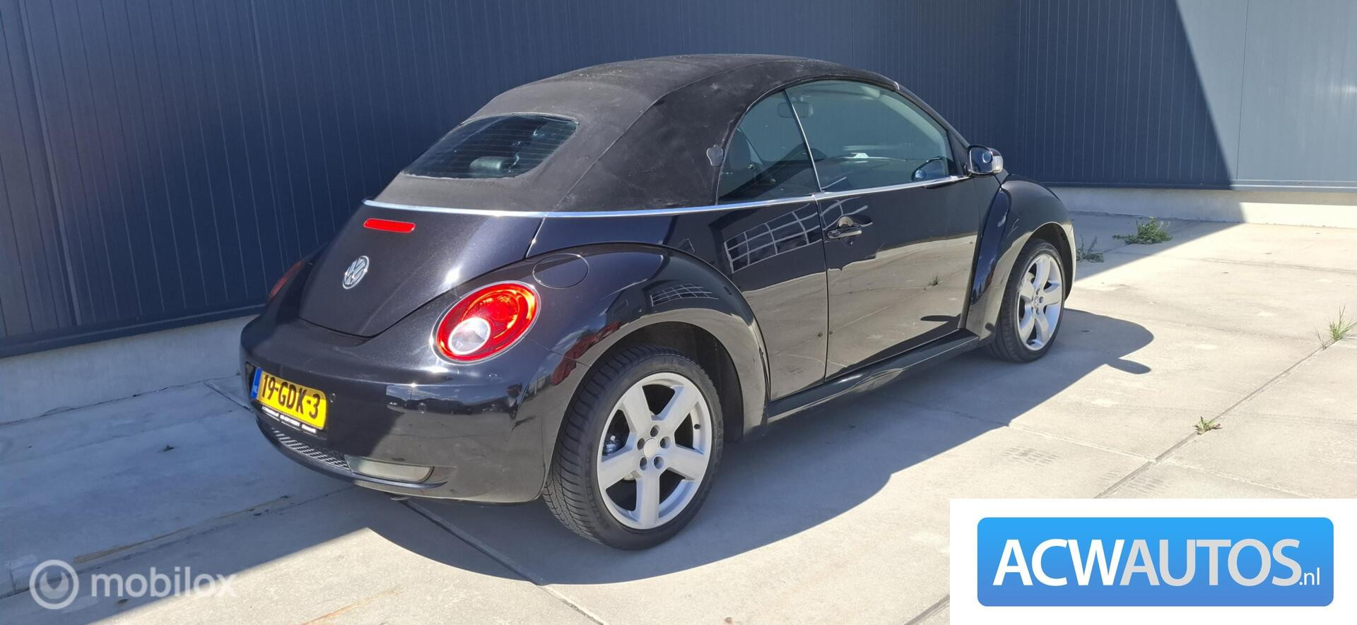 Foto van Volkswagen New Beetle Cabriolet