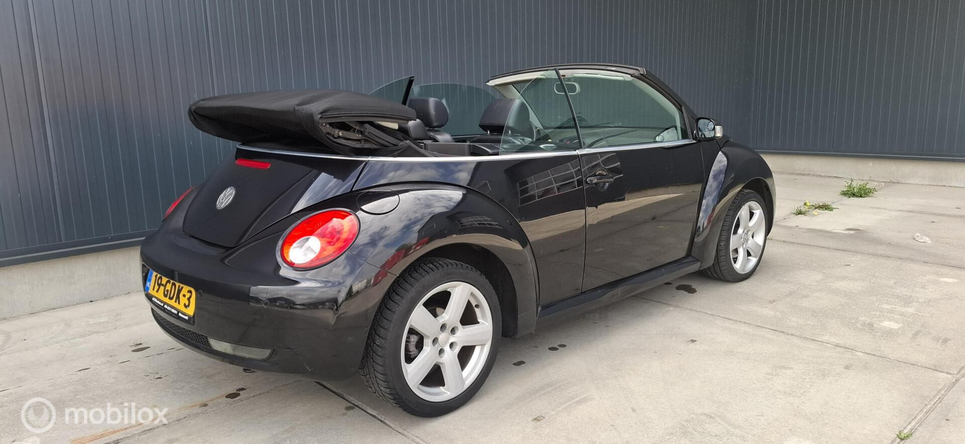 Foto van Volkswagen New Beetle Cabriolet