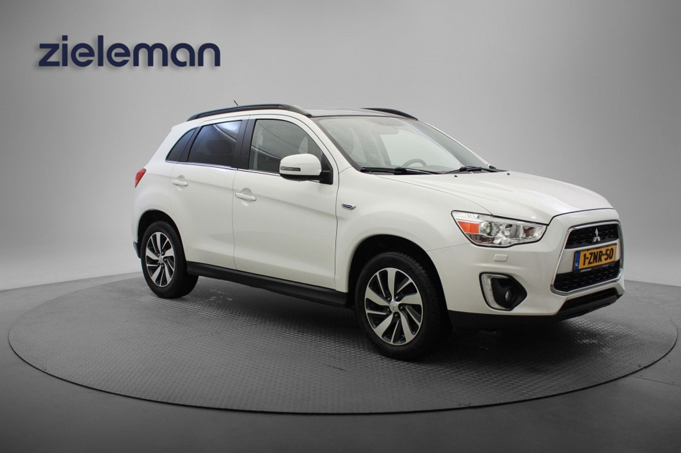 Mitsubishi Mitsubishi Asx 1.8 DI-D ClearTec Instyle 2015 - voorkant