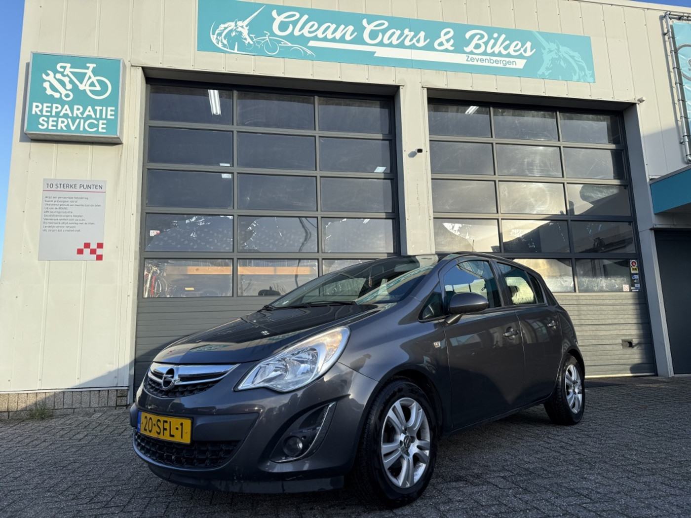 Opel Corsa 1.3 CDTi EcoF.S Cos. 2011 - voorkant
