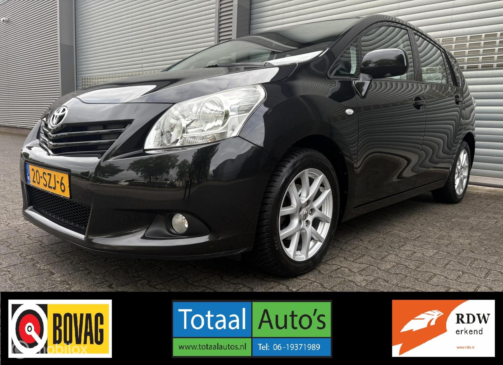 Toyota Toyota Verso 1.8 VVT-i Business*NAVI*CRUISE*TREKH*NEDERLANDS 2012 - voorkant