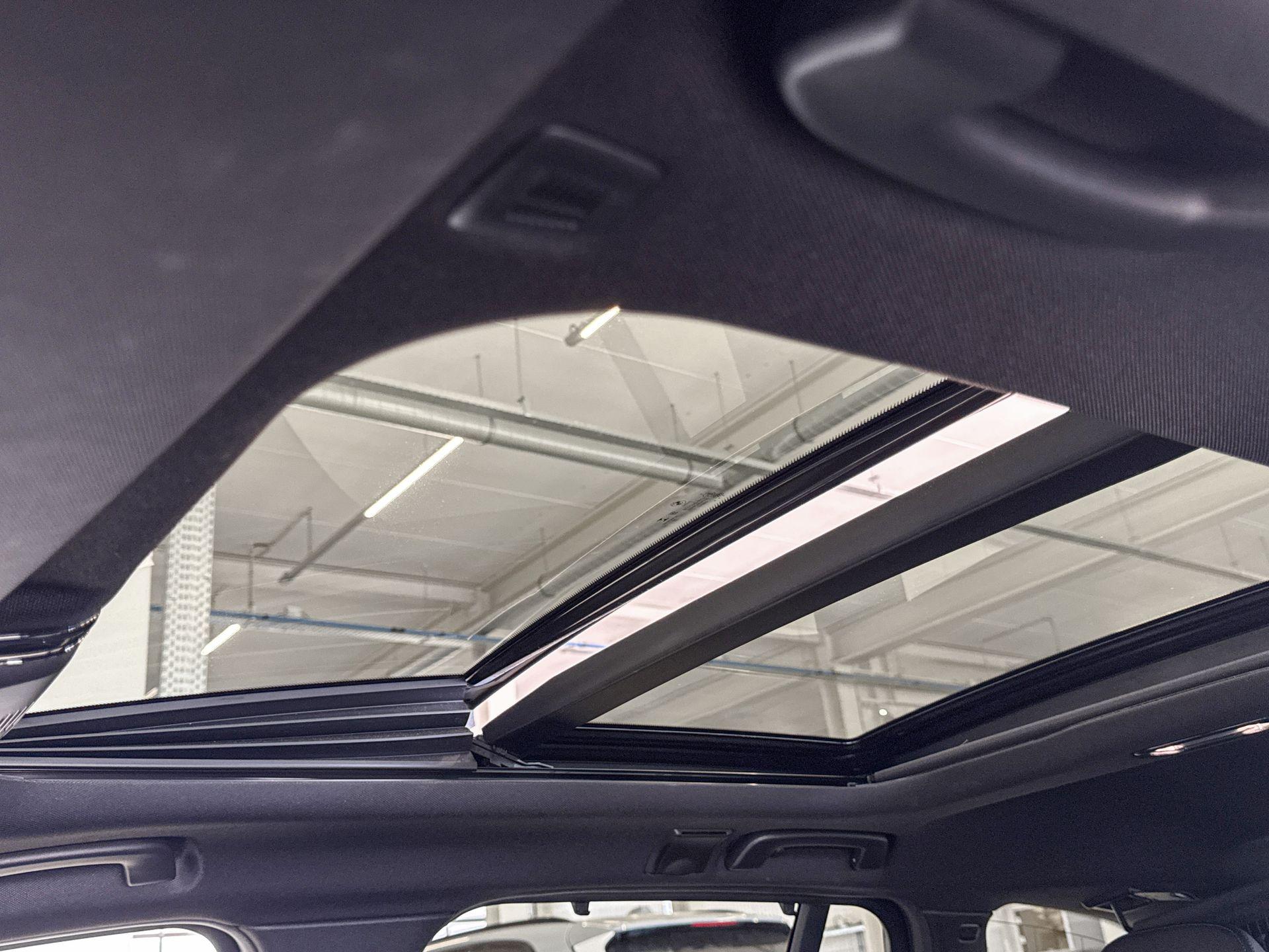 Foto van BMW 330e