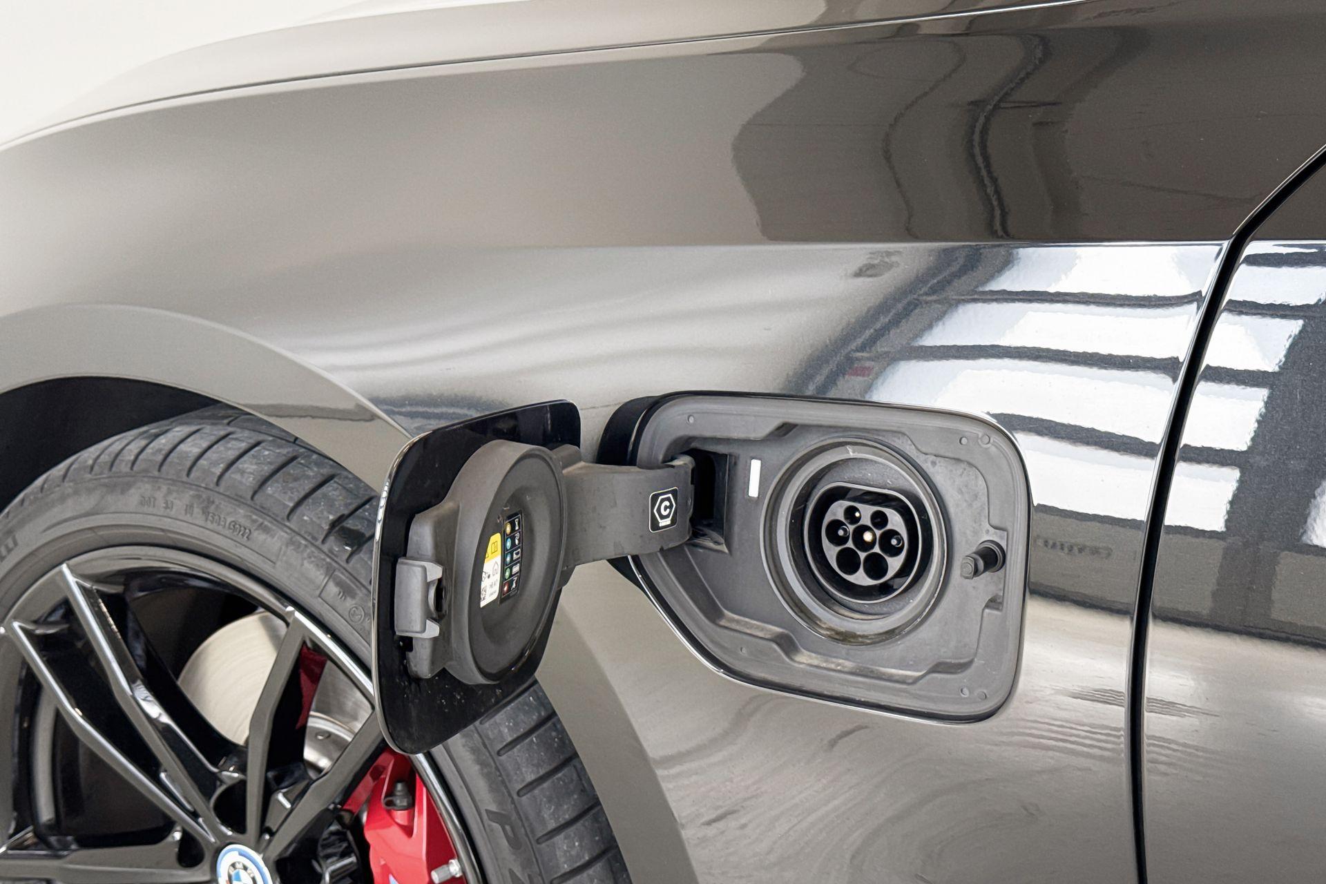 Foto van BMW 330e