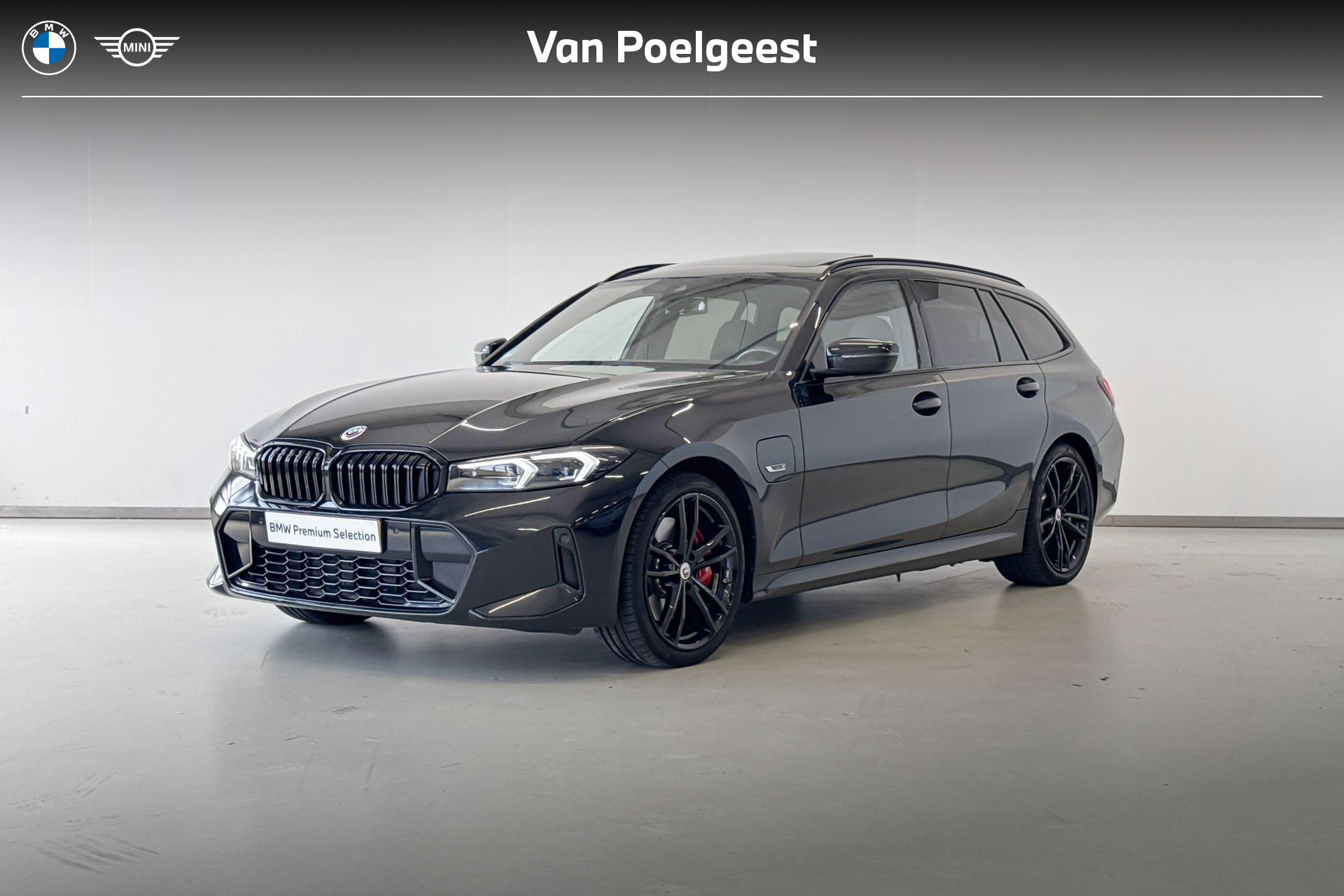 BMW 330e 330e Innovation Pack M Sportpakket Pro 2023 - voorkant