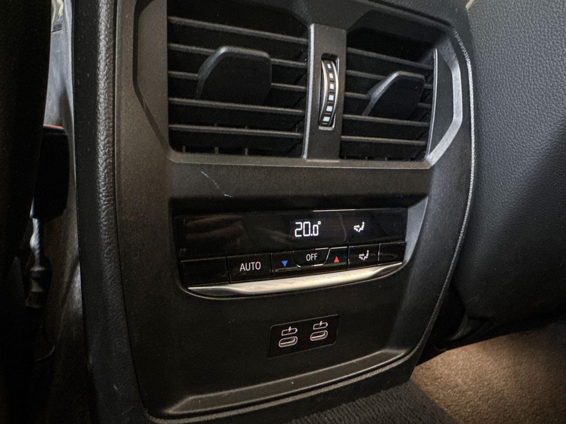Foto van BMW 330e